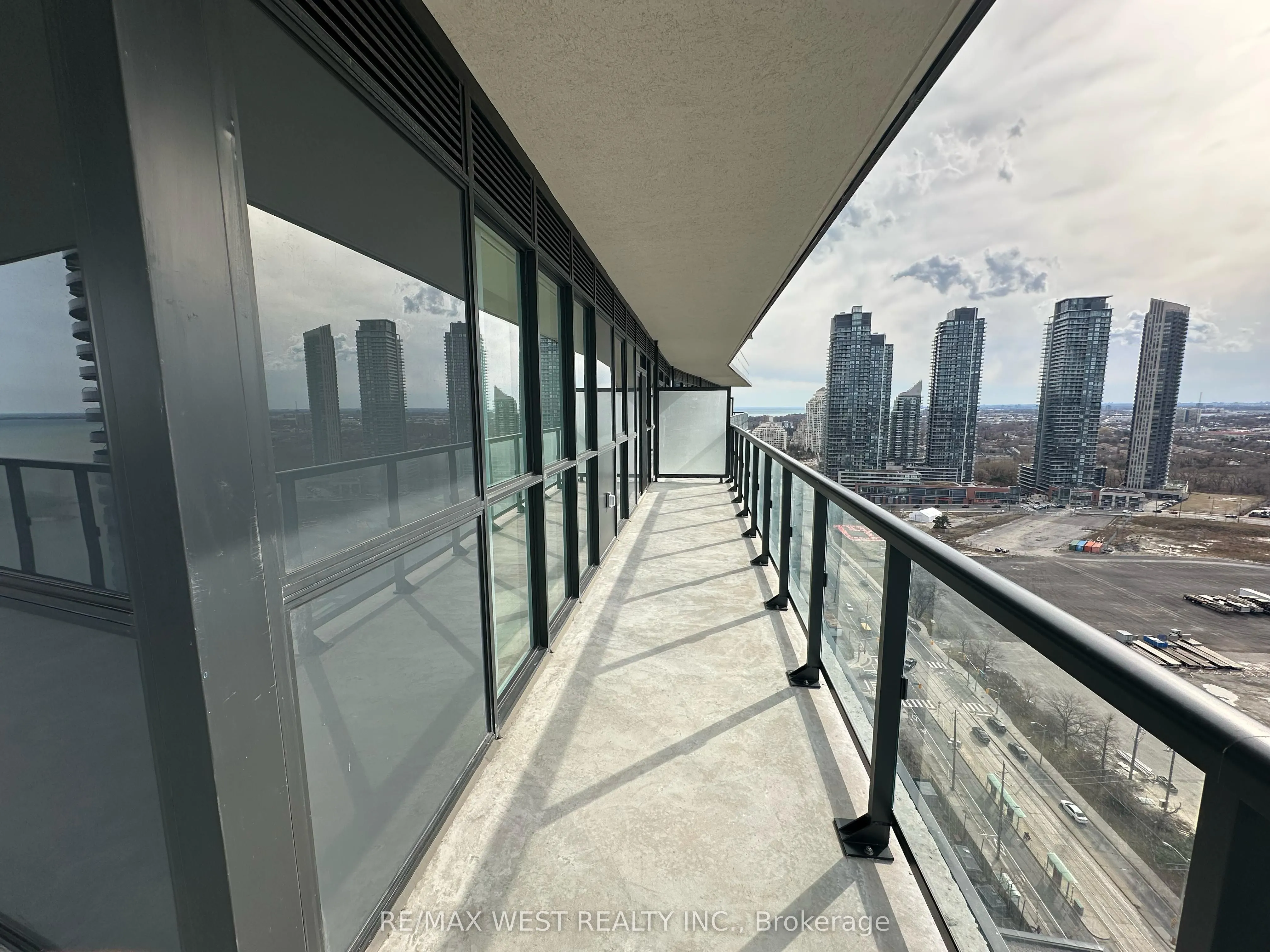 38 Annie Craig Drive #2511