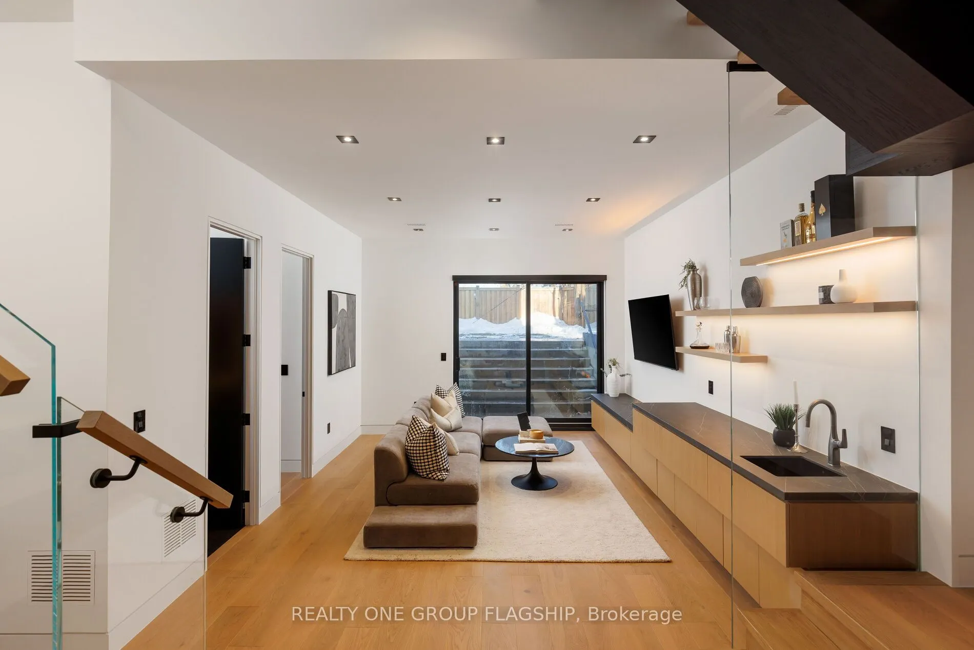 7 Bentley Drive