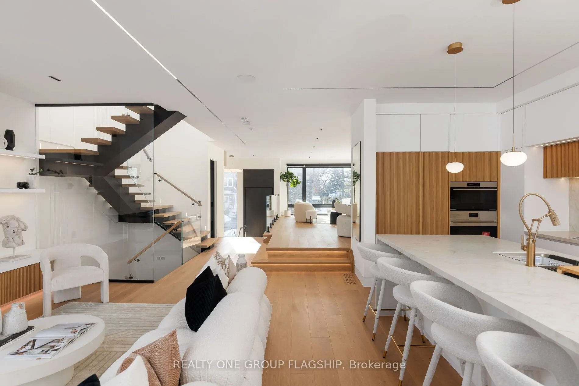 7 Bentley Drive