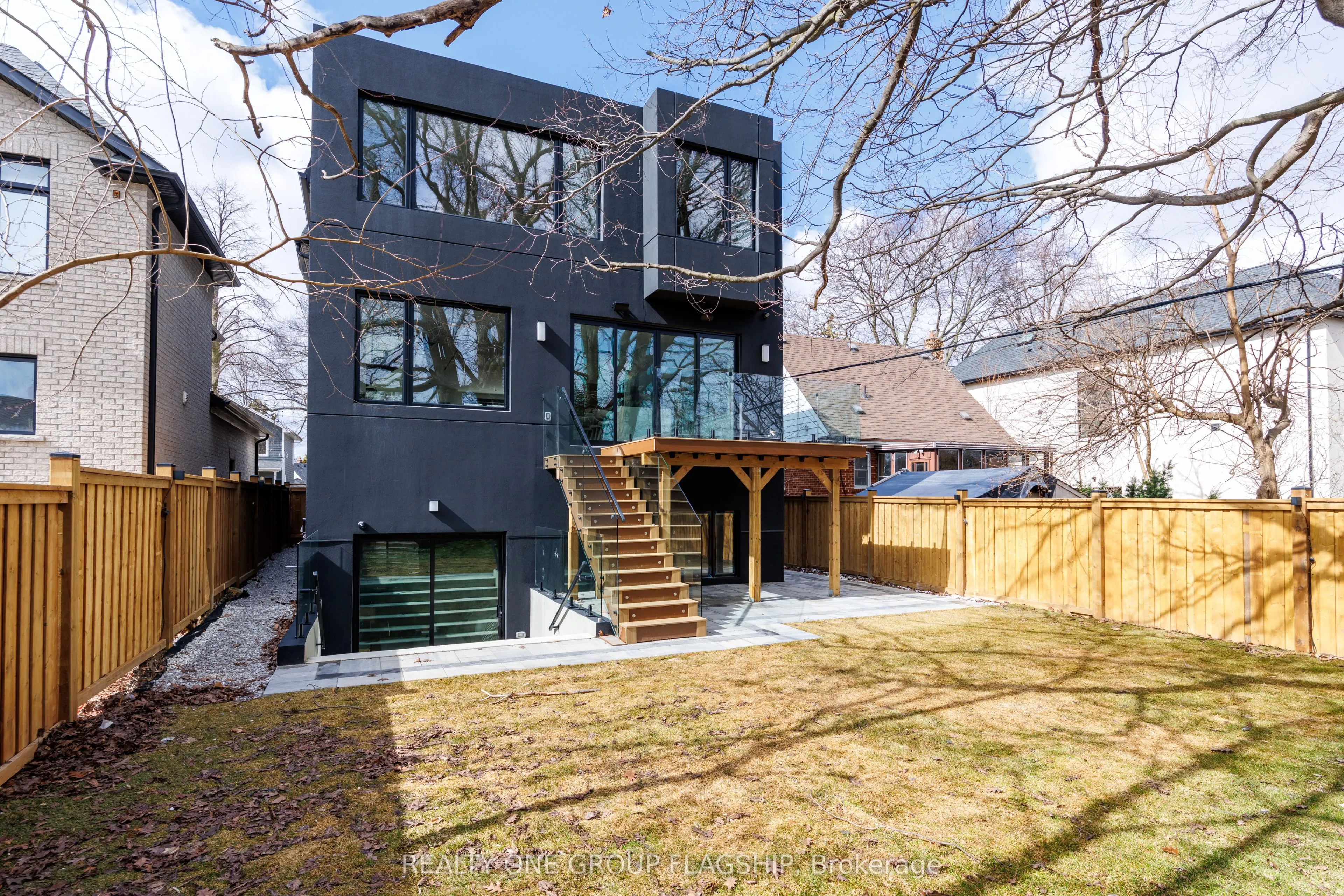 7 Bentley Drive