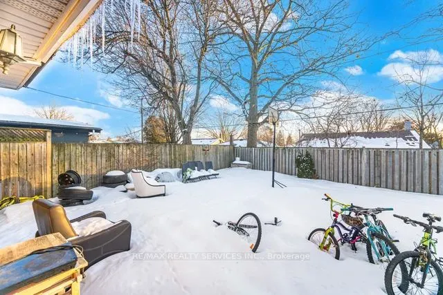 15 Langwith Court