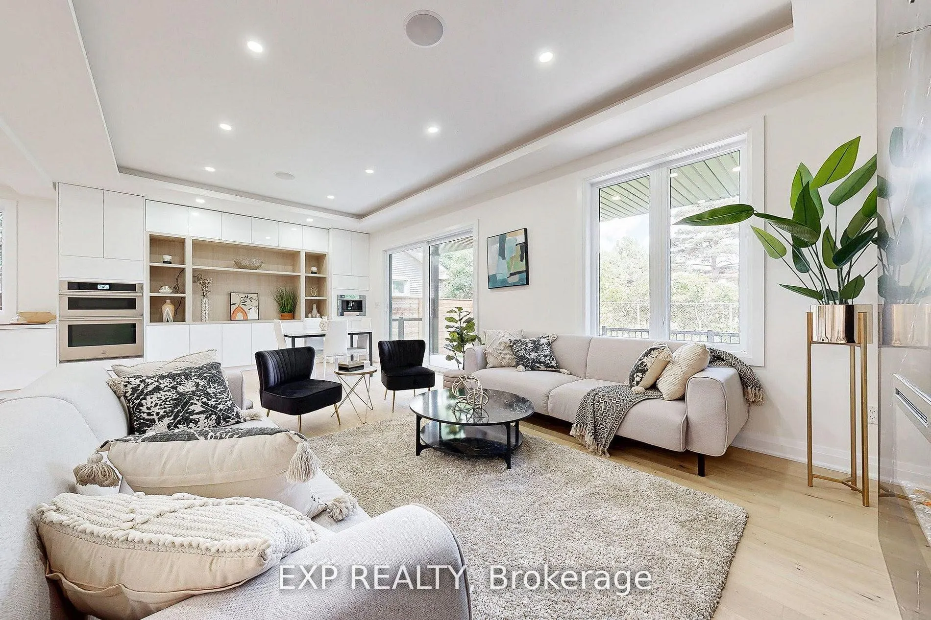 768 Montbeck Crescent