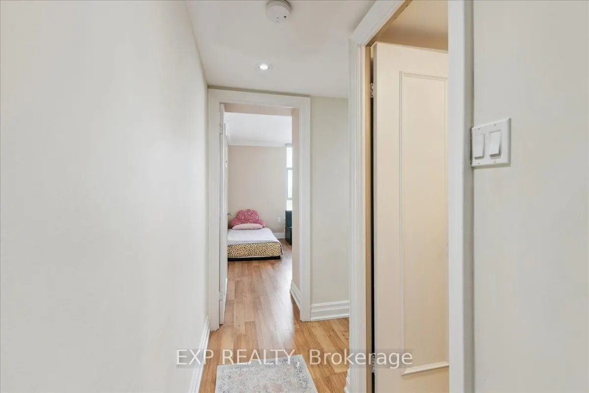 44 Longbourne Drive #412
