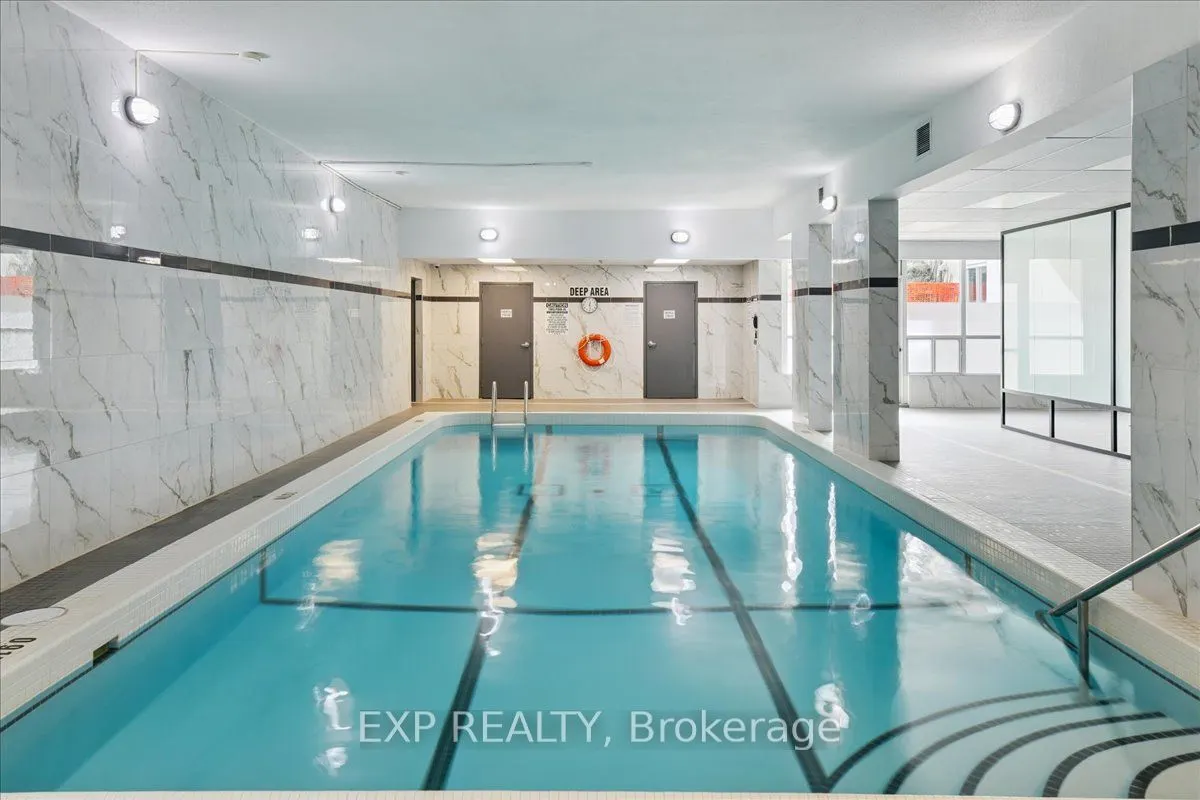 44 Longbourne Drive #412