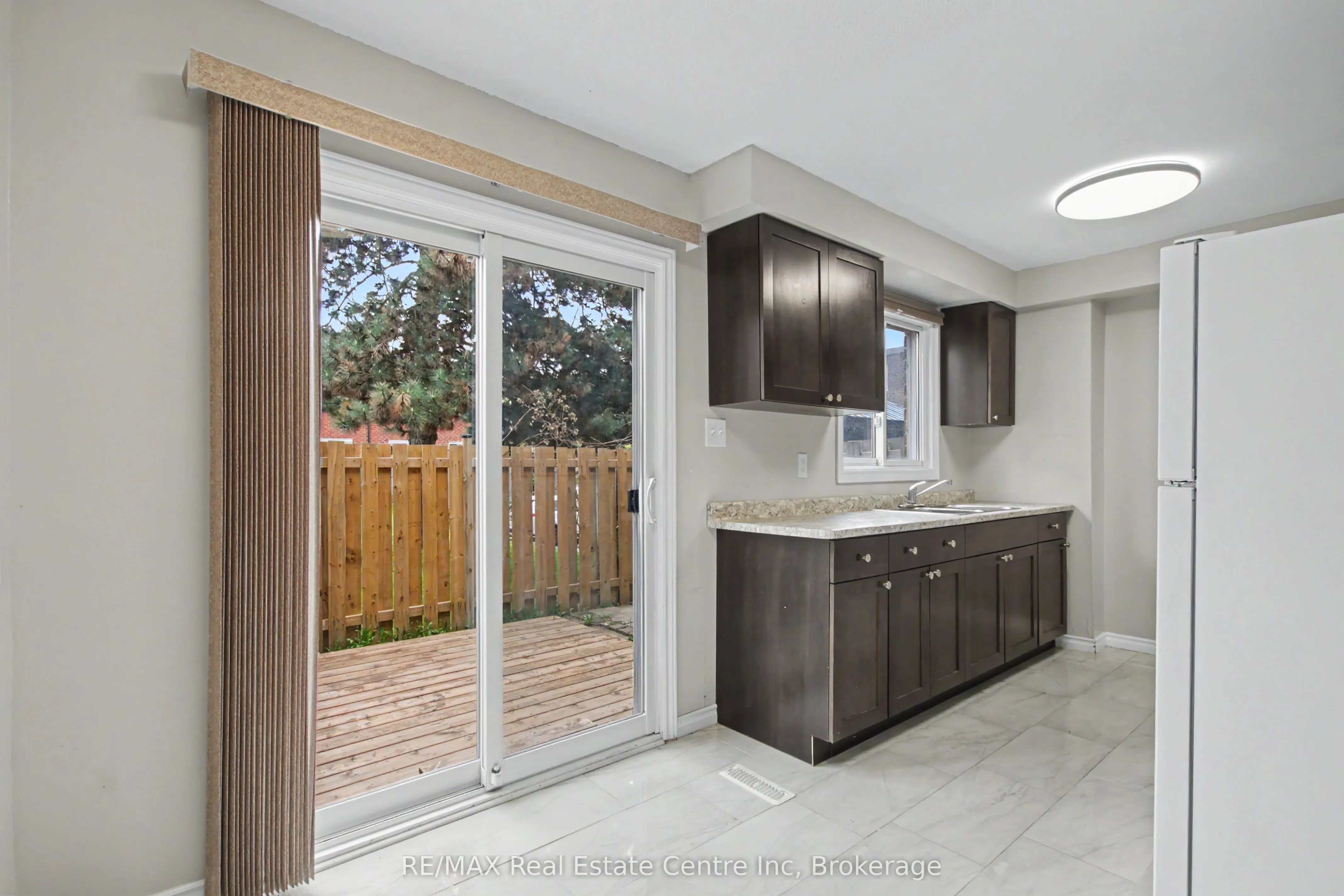 371 Bronte Street S #49