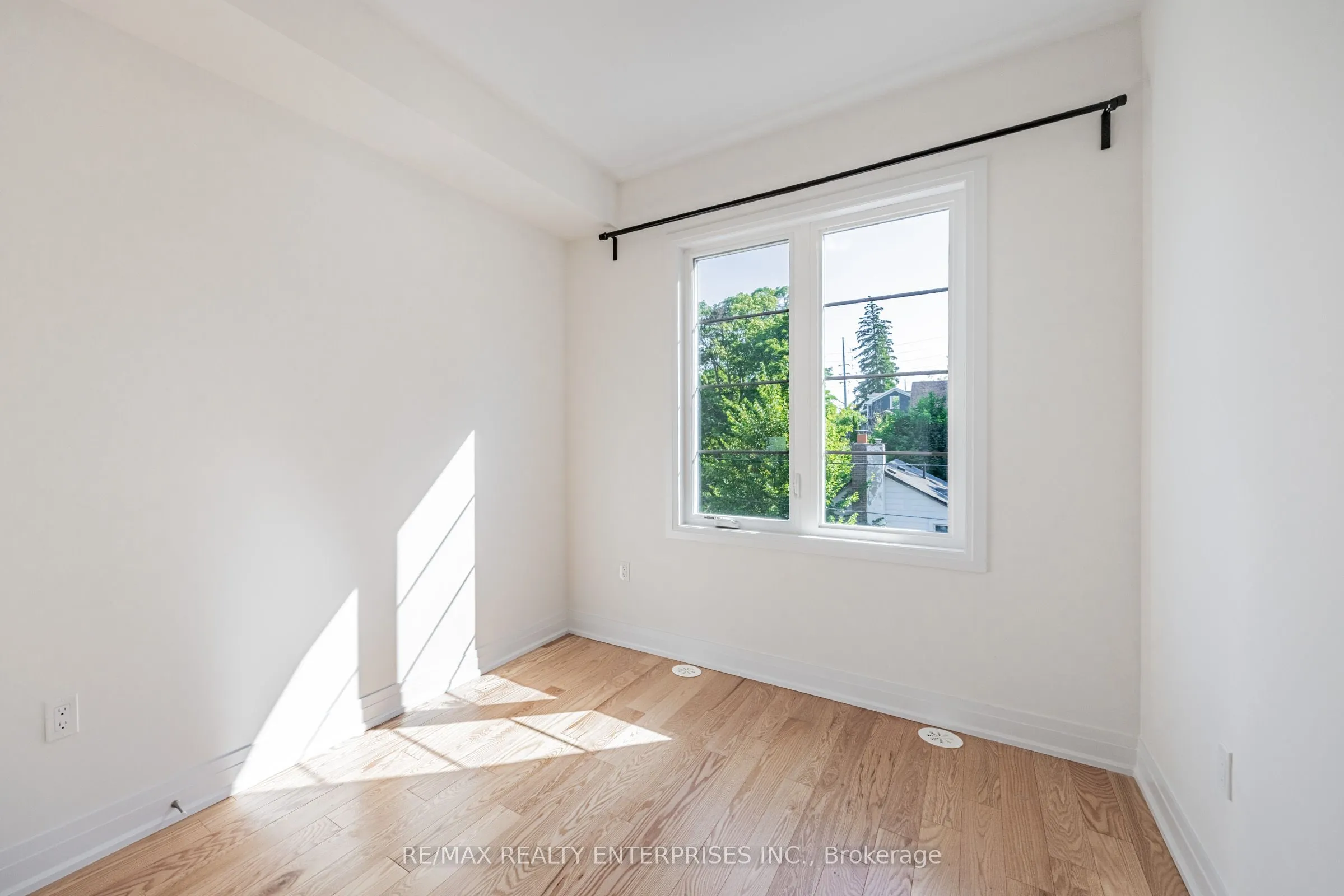 209 Wyndham Street