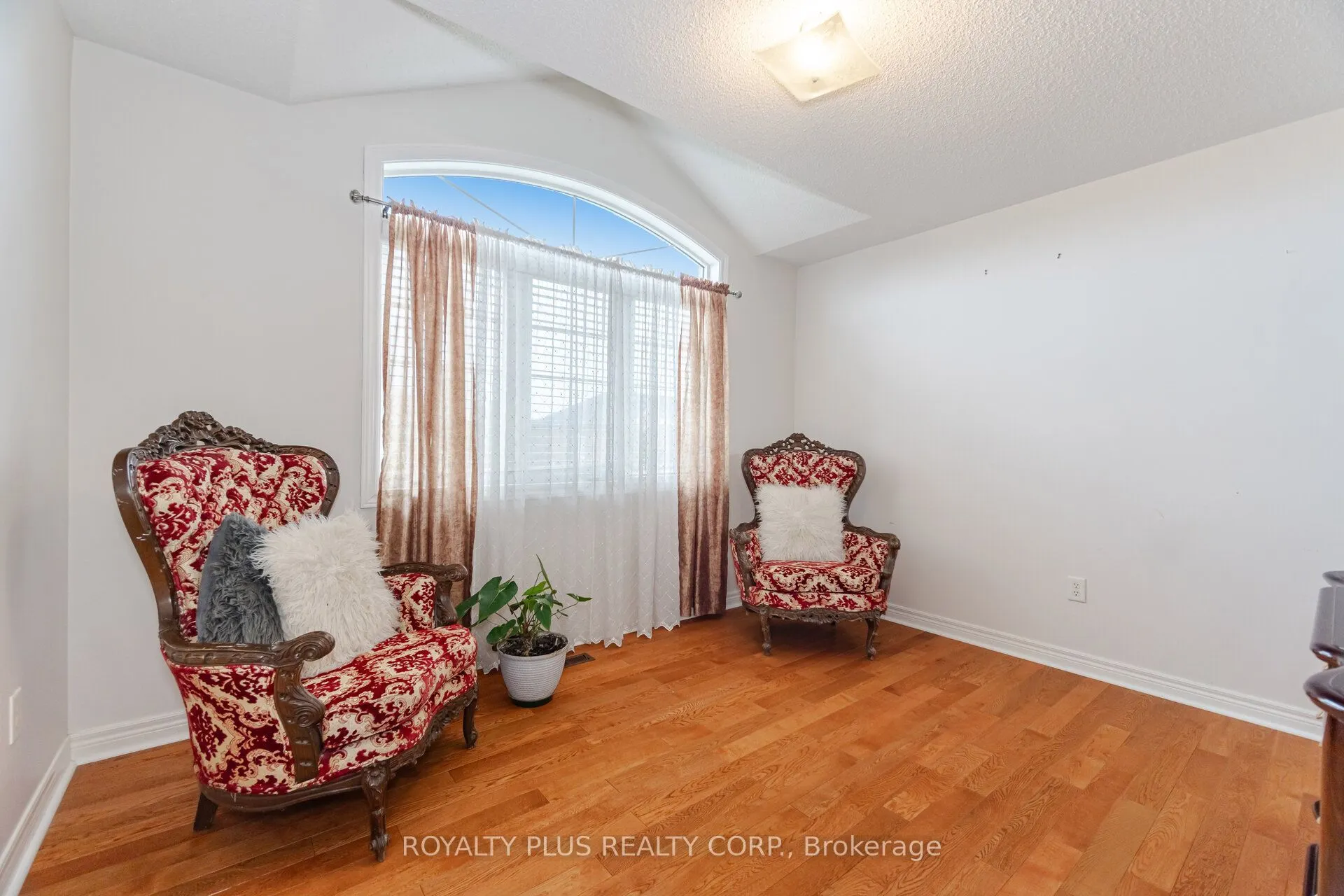 116 Frank Johnston Road