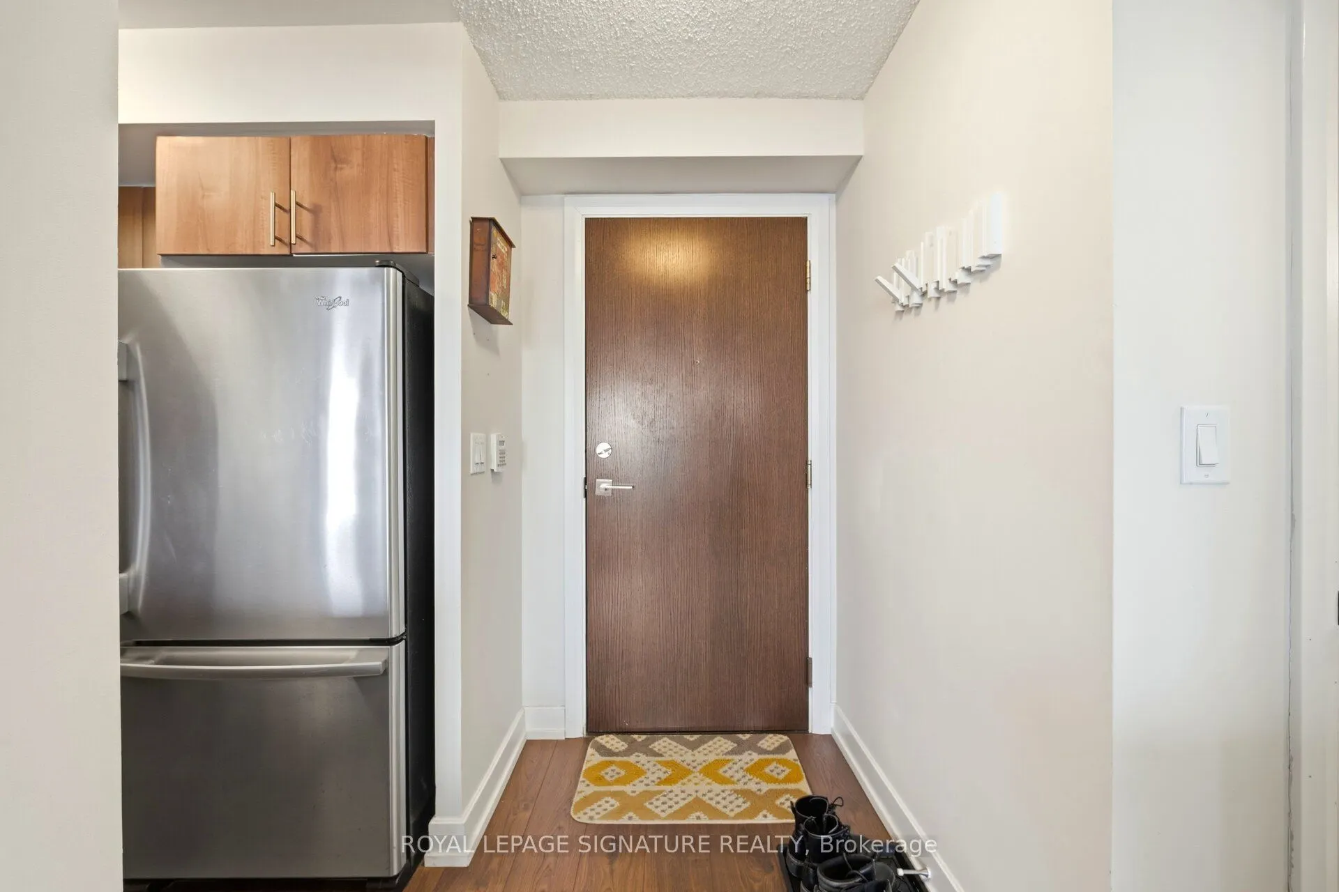 2 Eva Road E #926