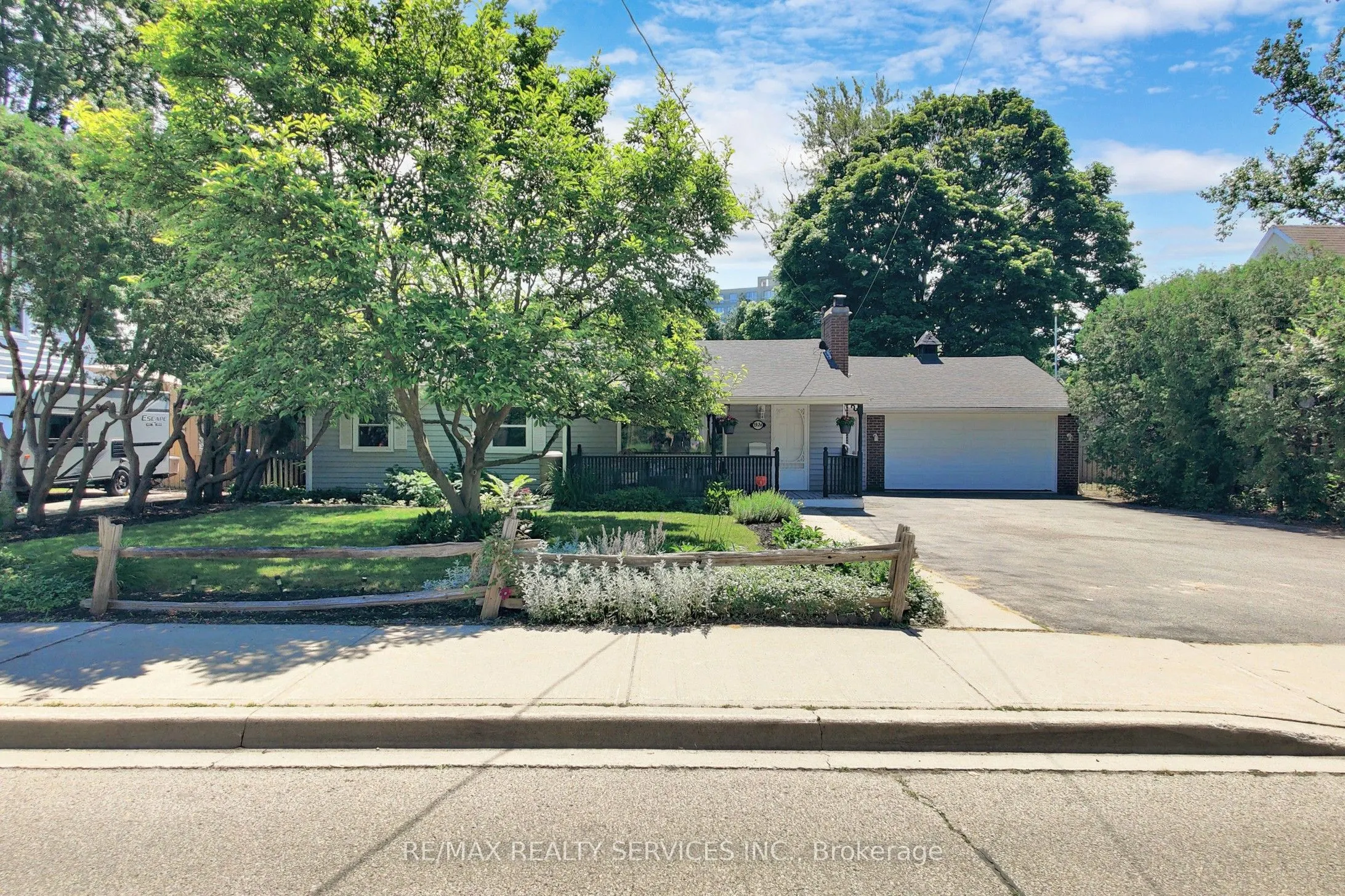 1924 Balsam Avenue