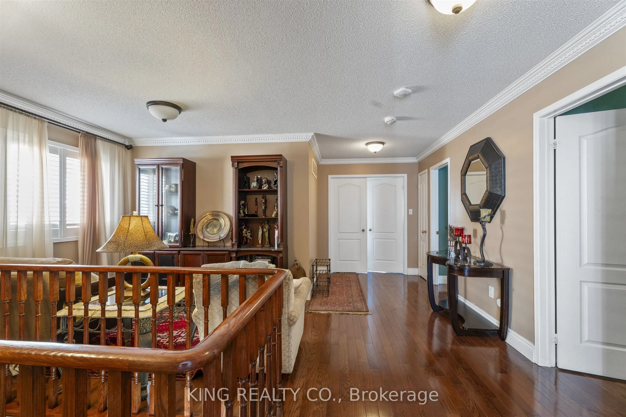 76 Hiberton Crescent