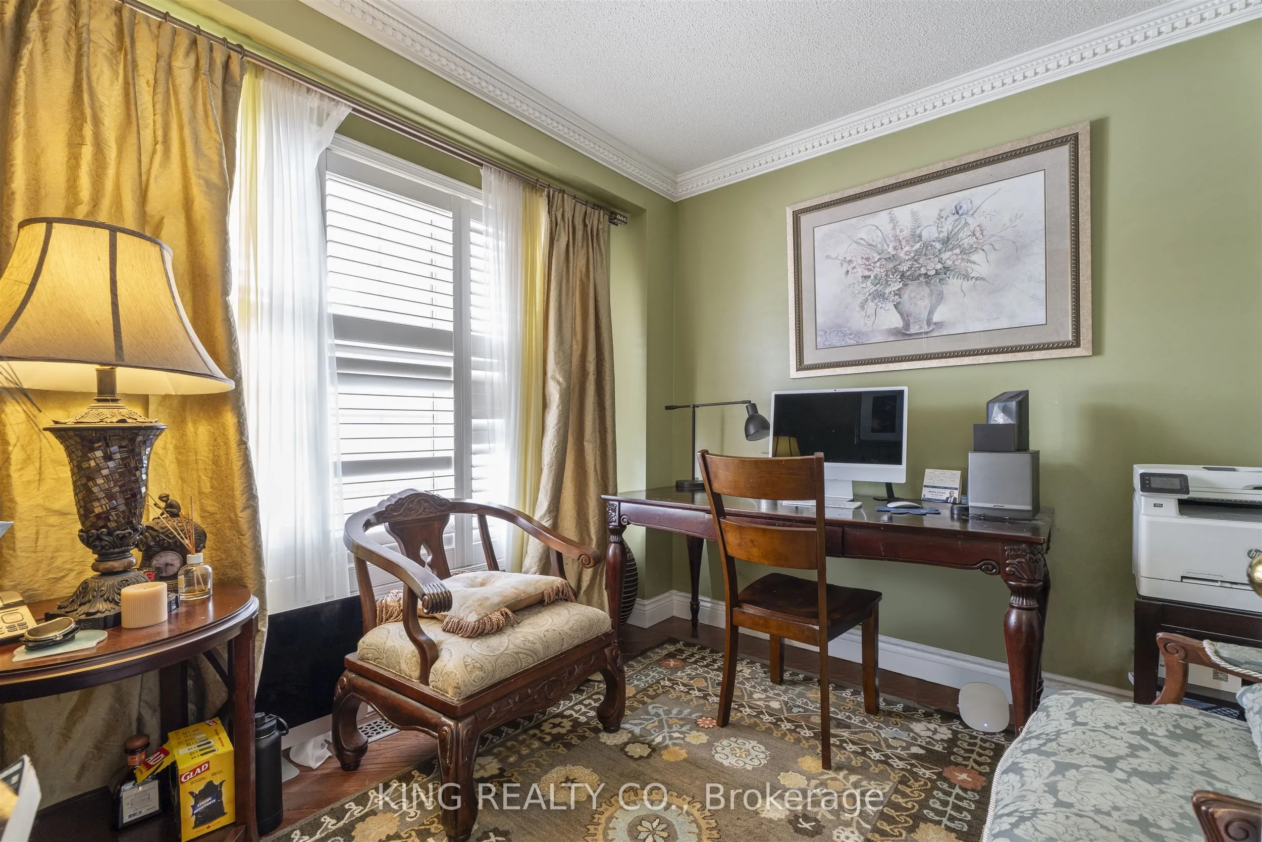76 Hiberton Crescent
