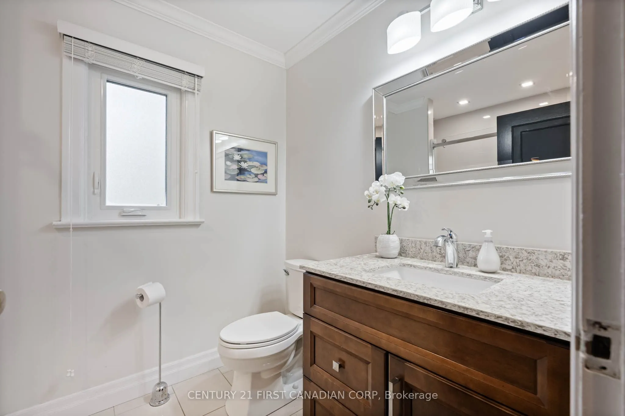 37 Mclaughlin Road N