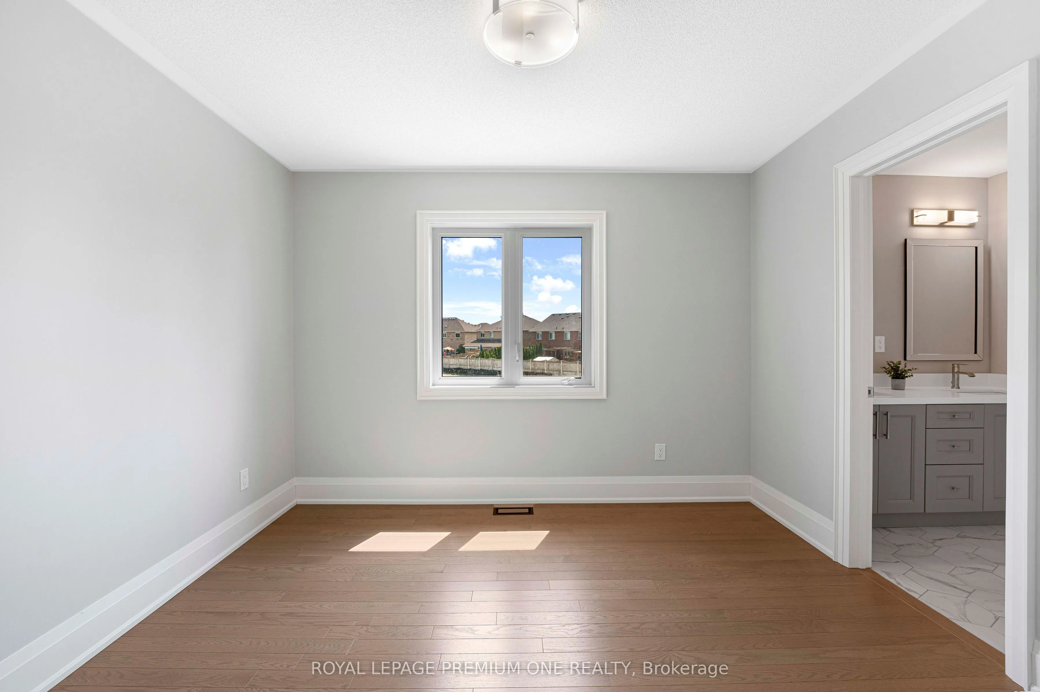 8 Jack Kenny Court