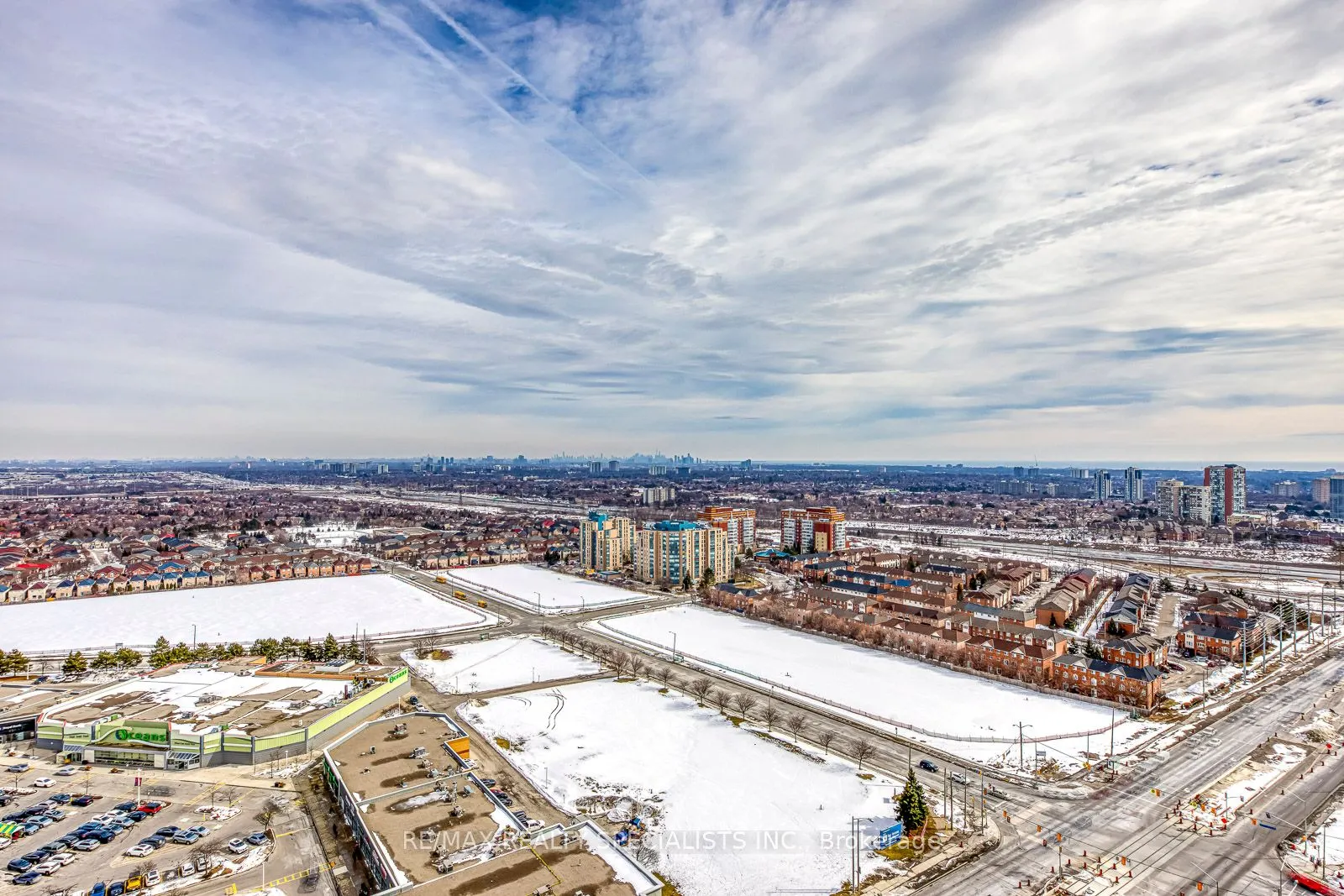 35 Kingsbridge Garden Circle W #3005