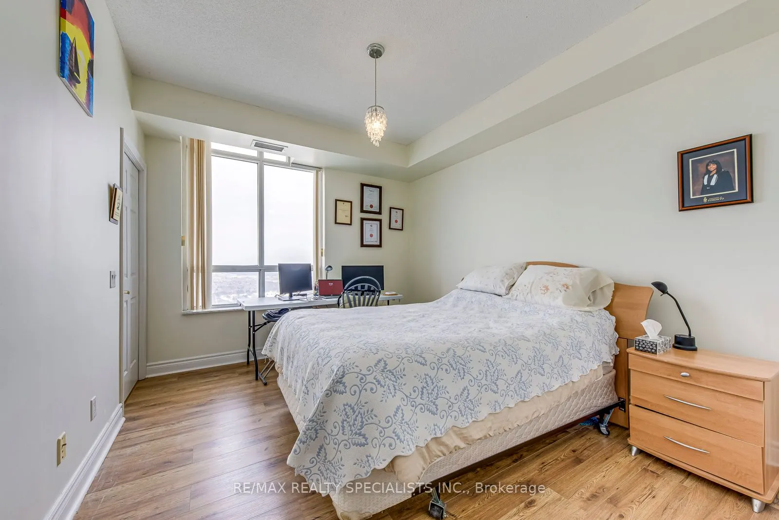 35 Kingsbridge Garden Circle W #3005