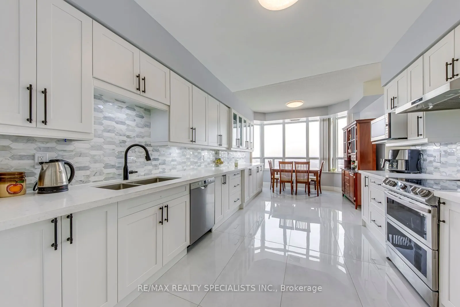 35 Kingsbridge Garden Circle W #3005