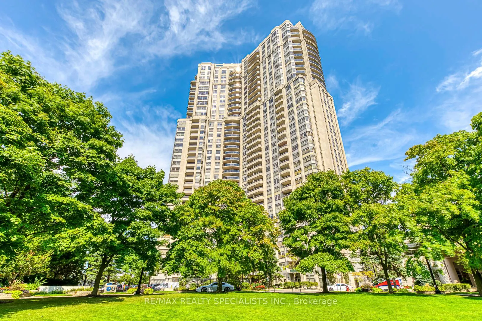 35 Kingsbridge Garden Circle W #3005