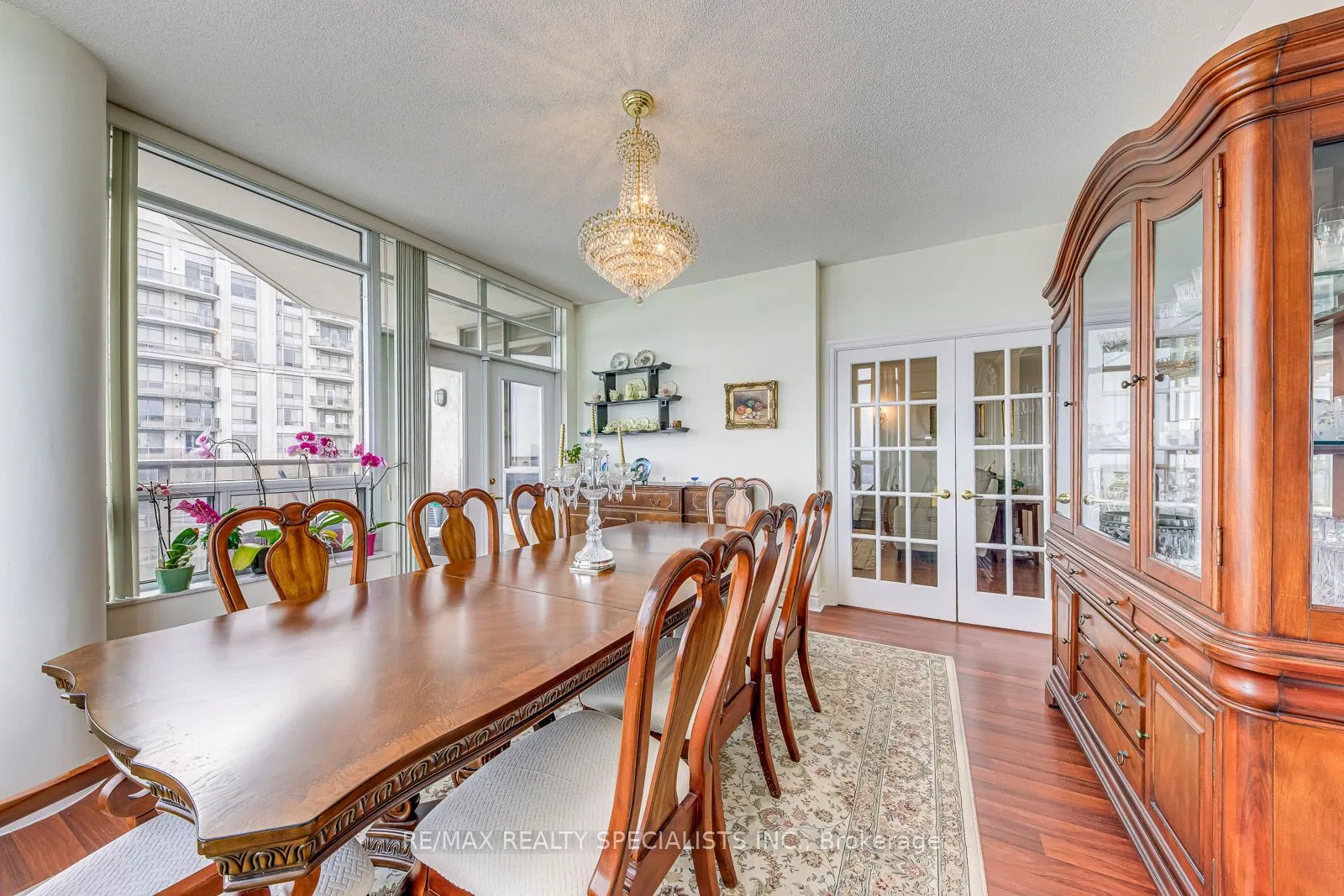 35 Kingsbridge Garden Circle W #3005