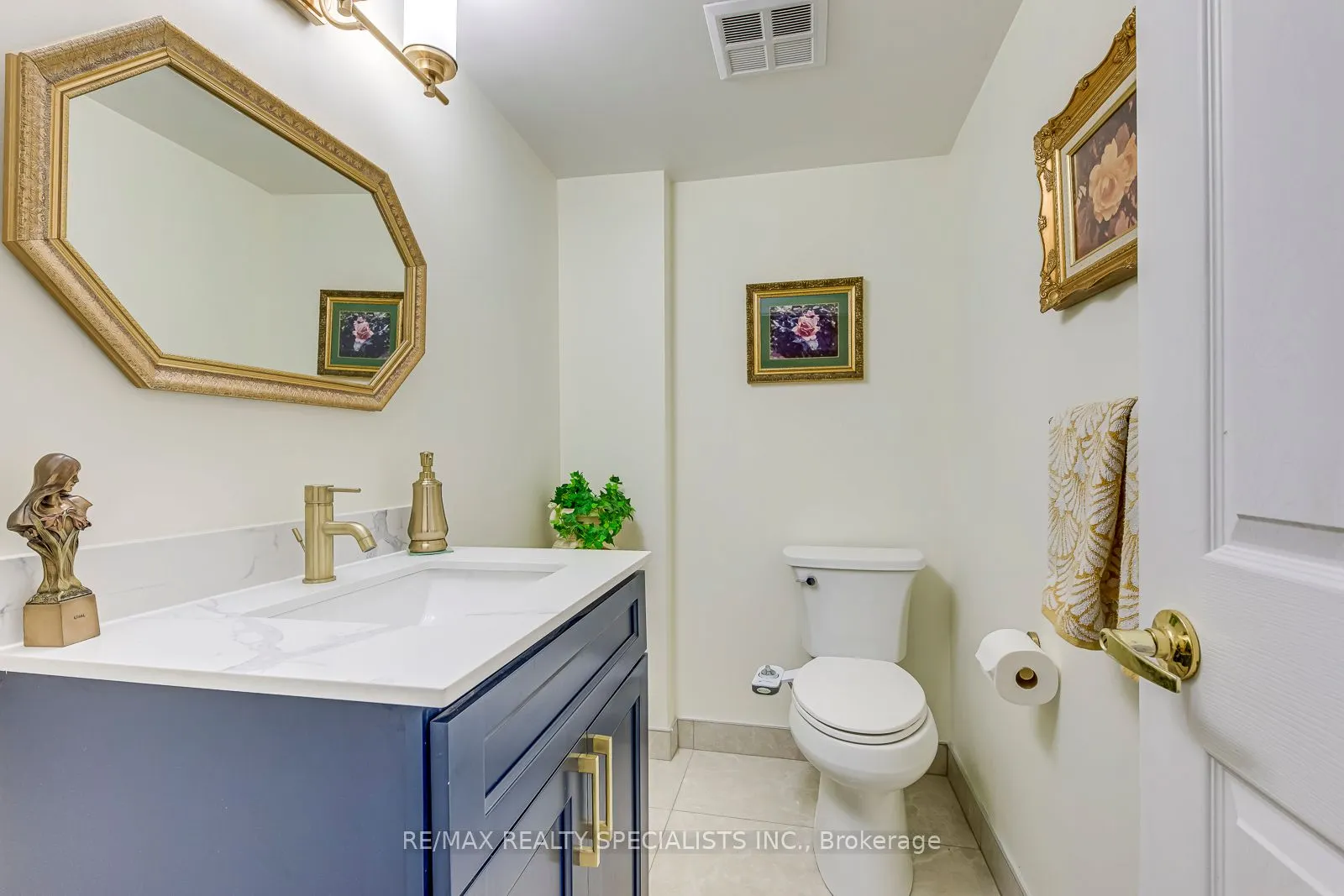35 Kingsbridge Garden Circle W #3005