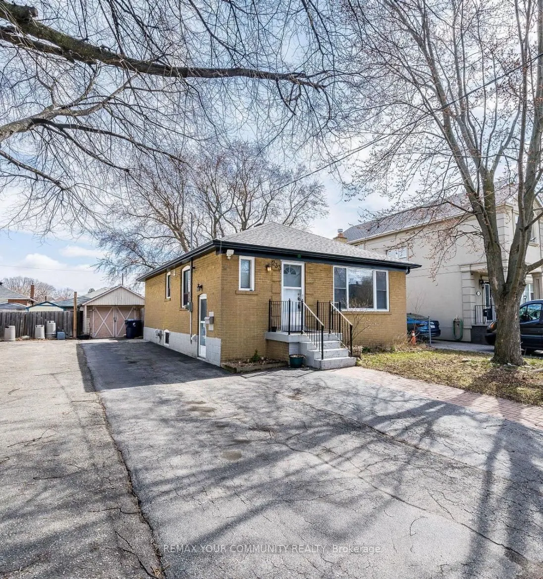 233 Beta Street #Upper