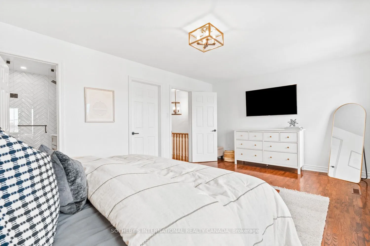 15A Schell Avenue