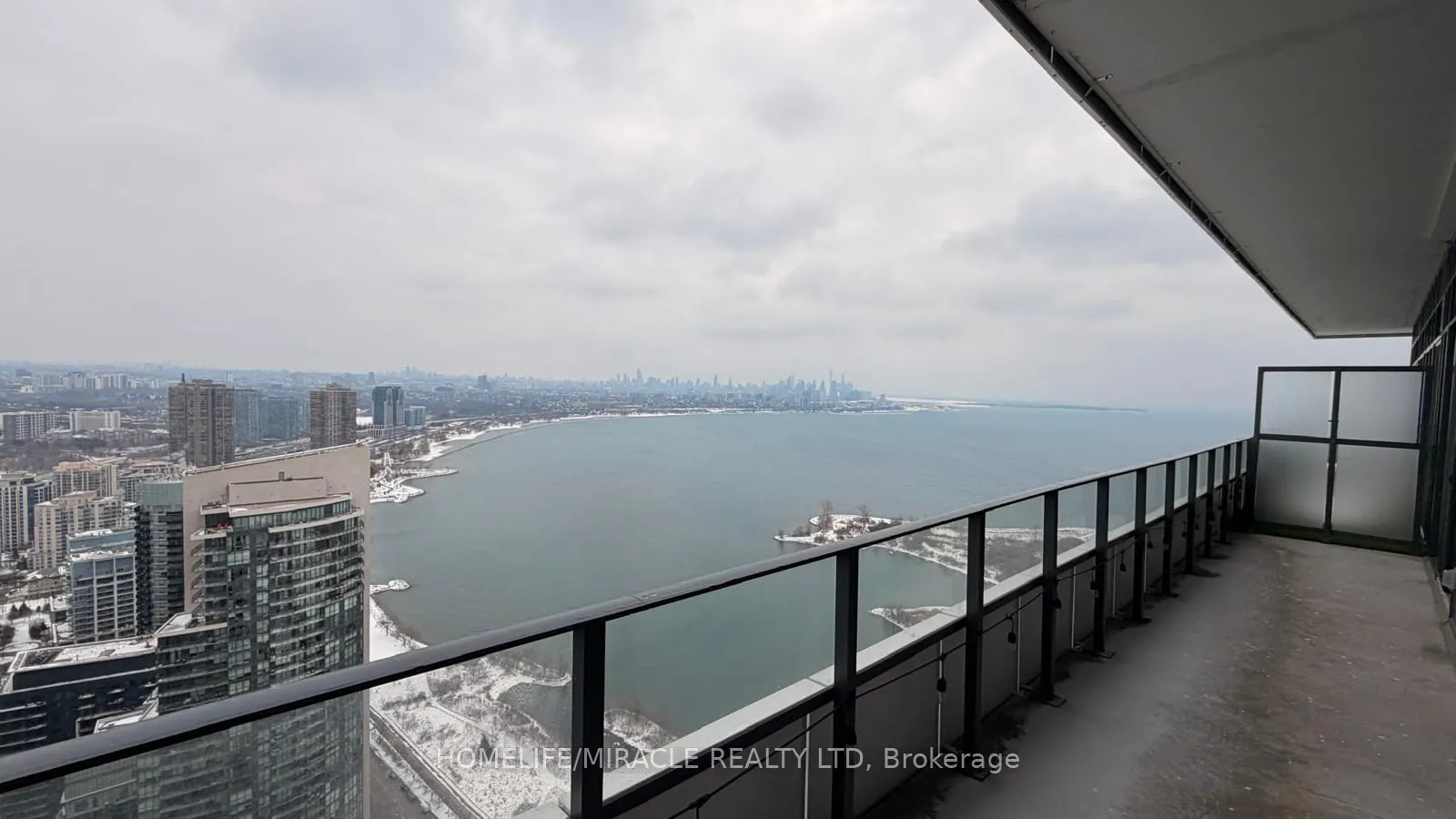 20 Shore Breeze Drive #4804