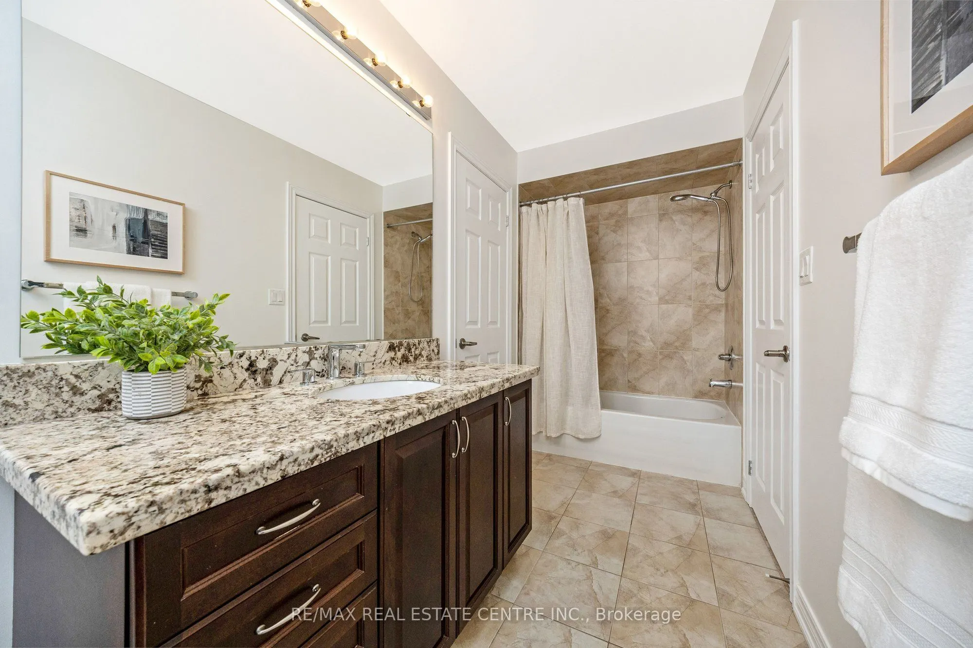 3168 Watercliffe Court