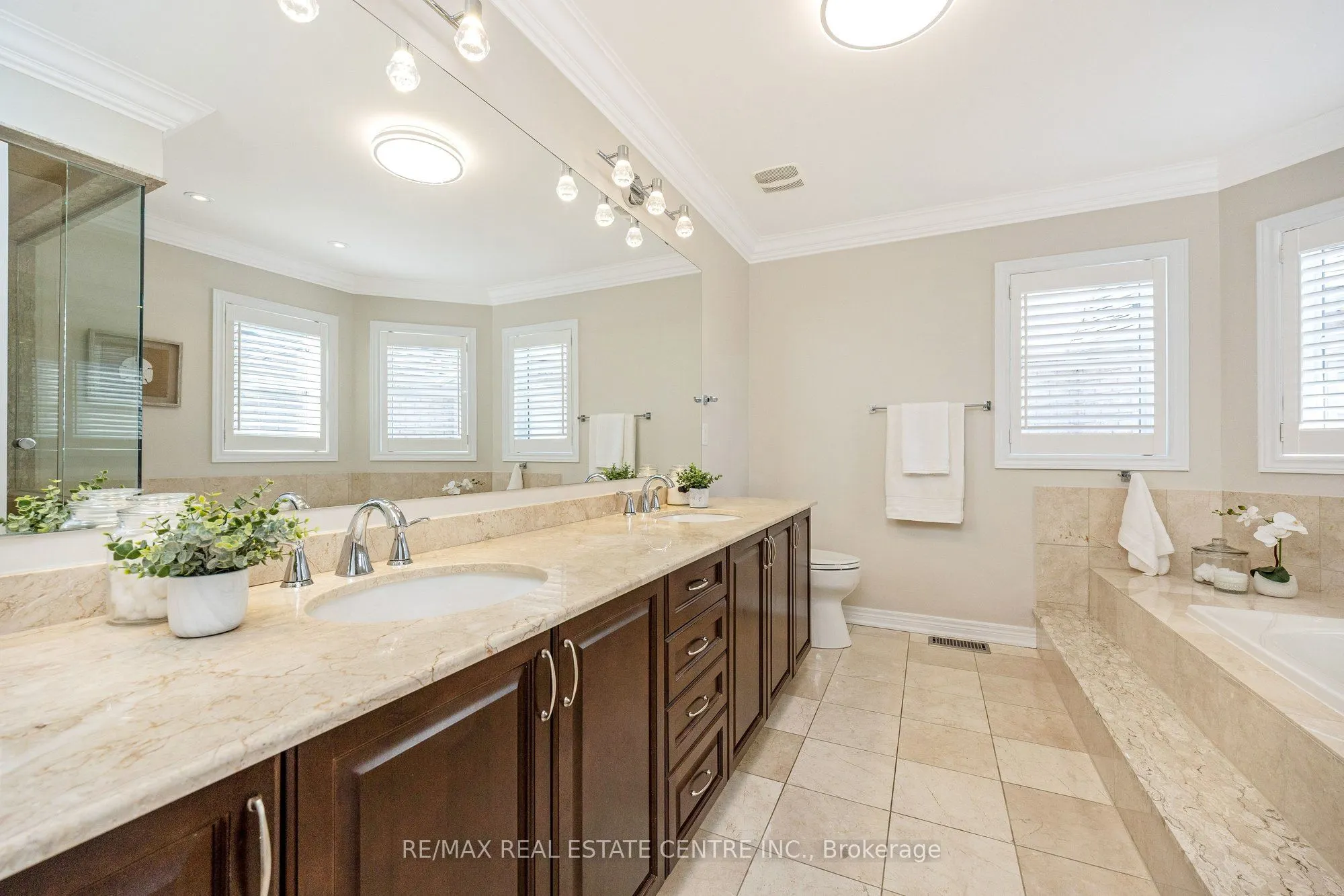 3168 Watercliffe Court