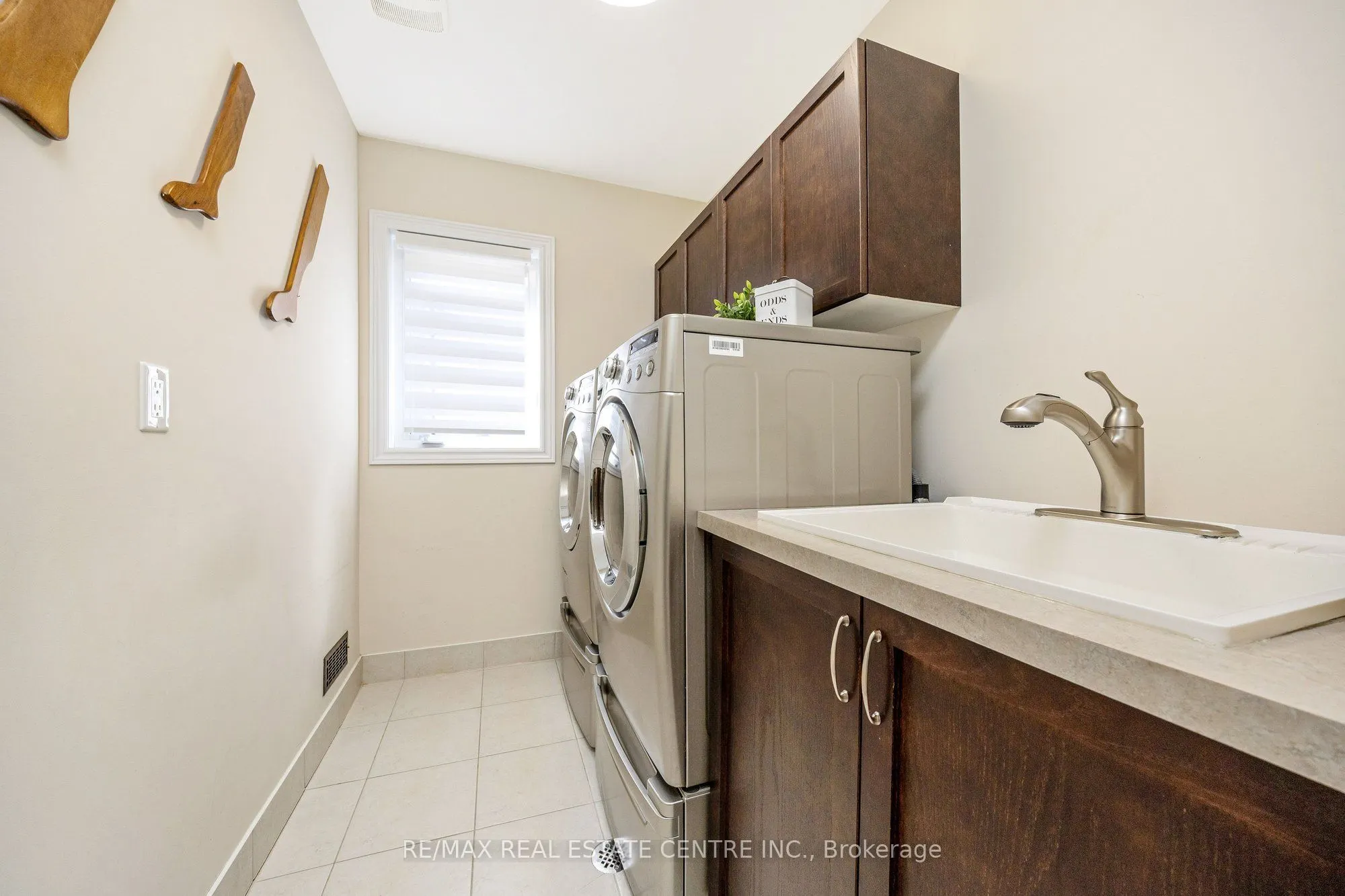 3168 Watercliffe Court