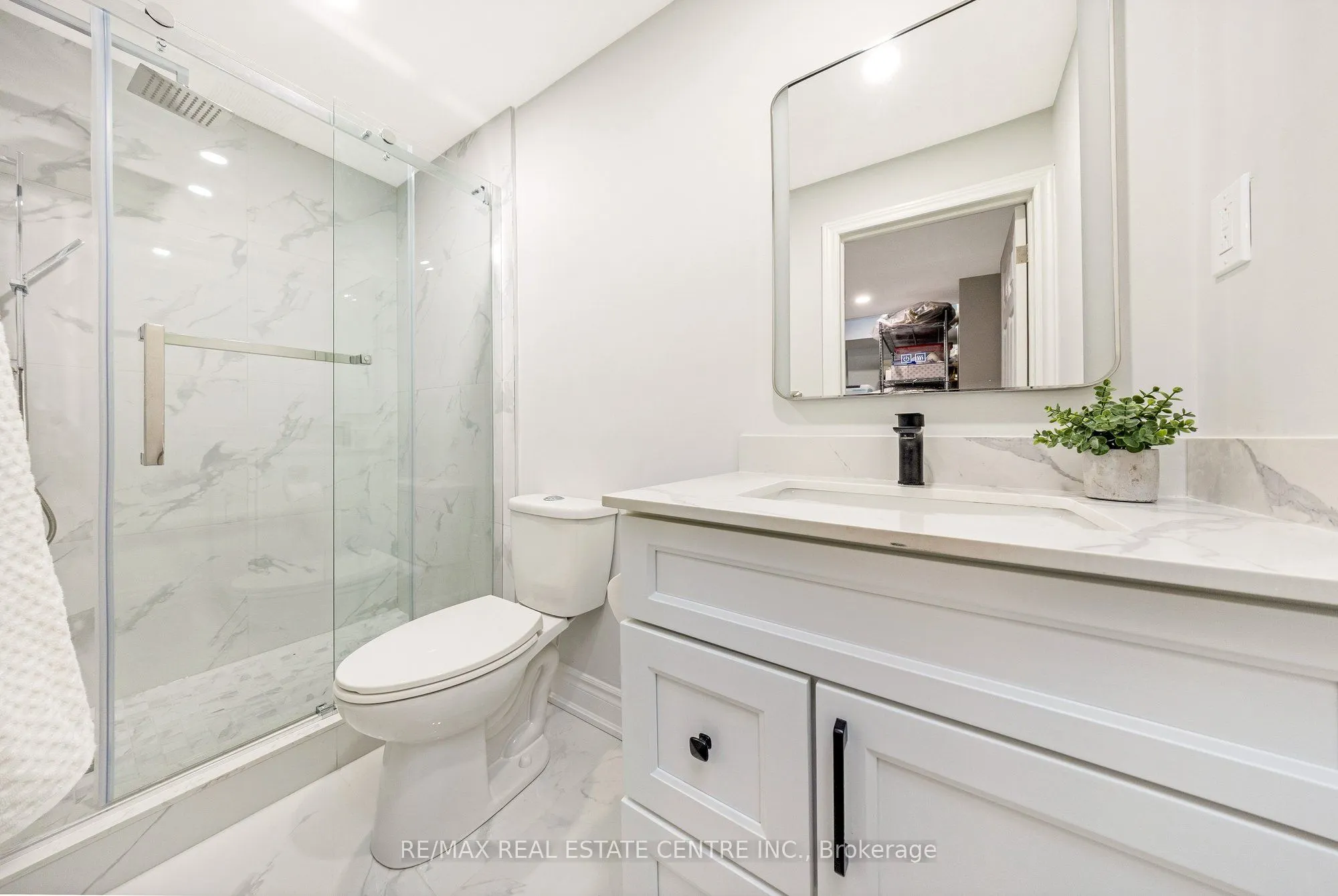 3168 Watercliffe Court