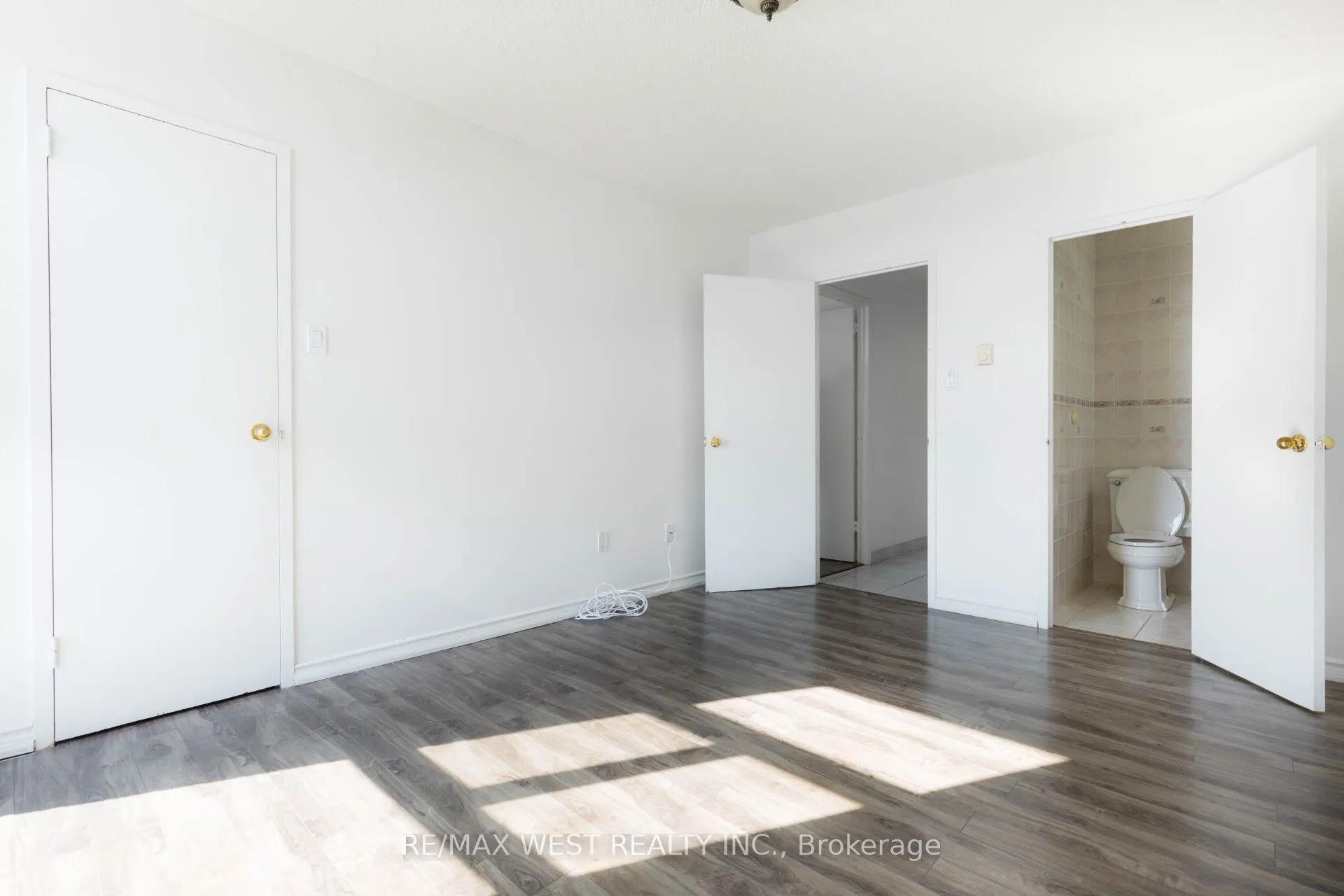 3025 Queen Frederica Drive #1503