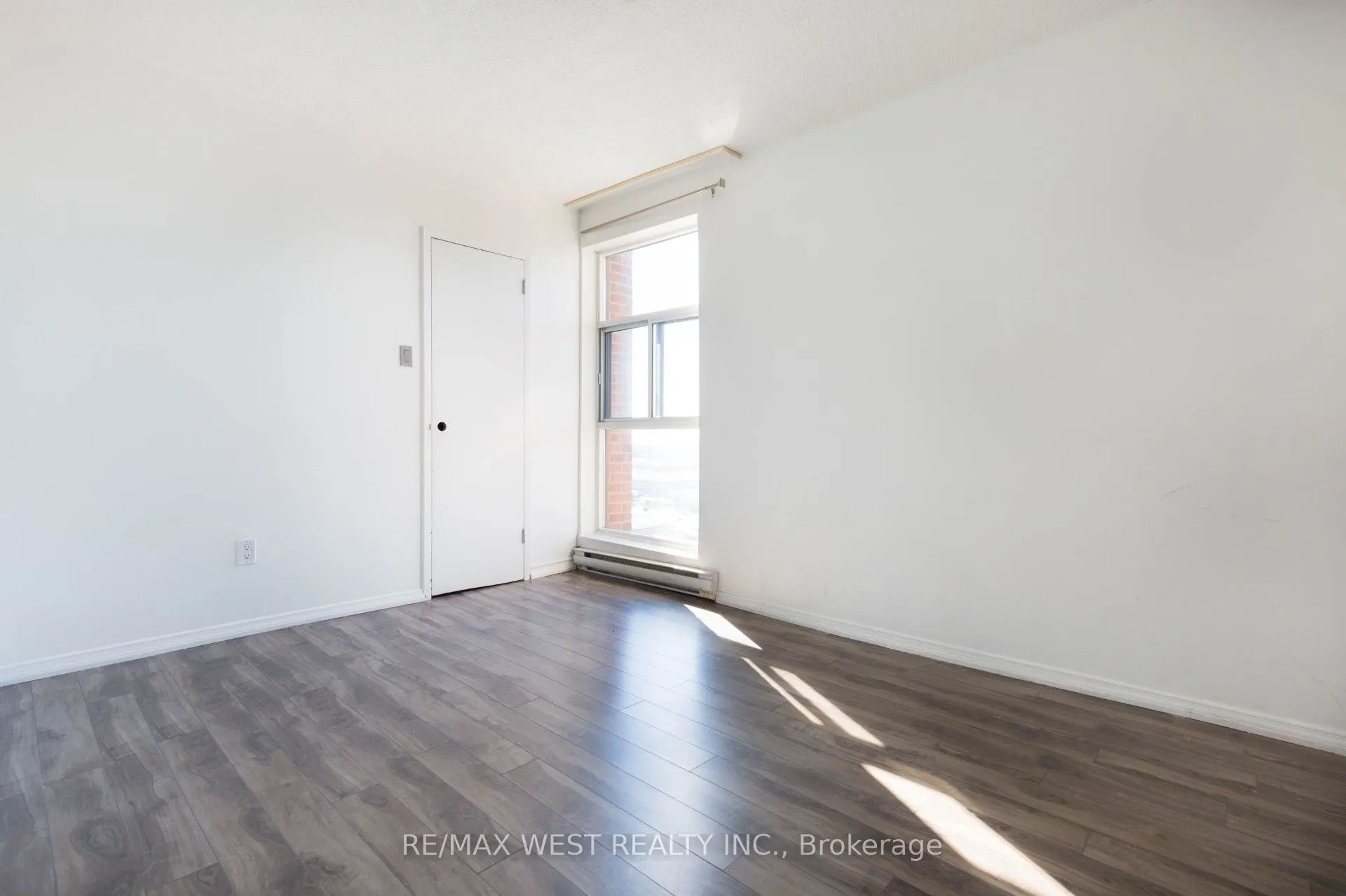 3025 Queen Frederica Drive #1503