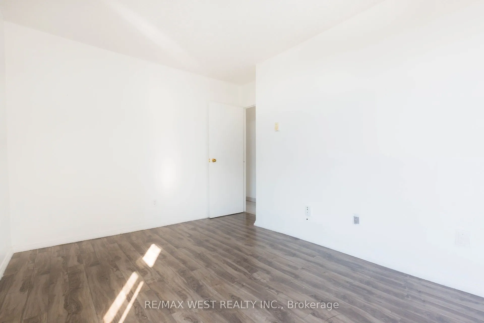 3025 Queen Frederica Drive #1503