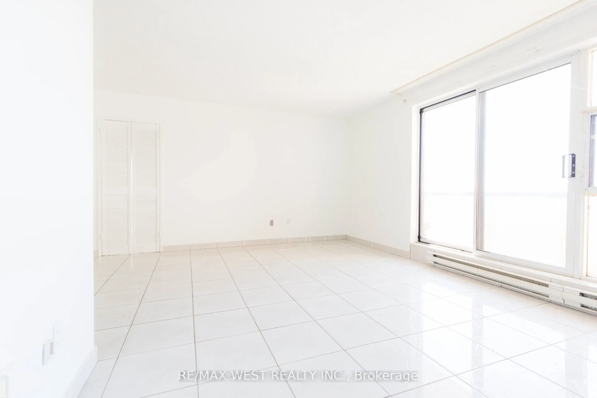 3025 Queen Frederica Drive #1503