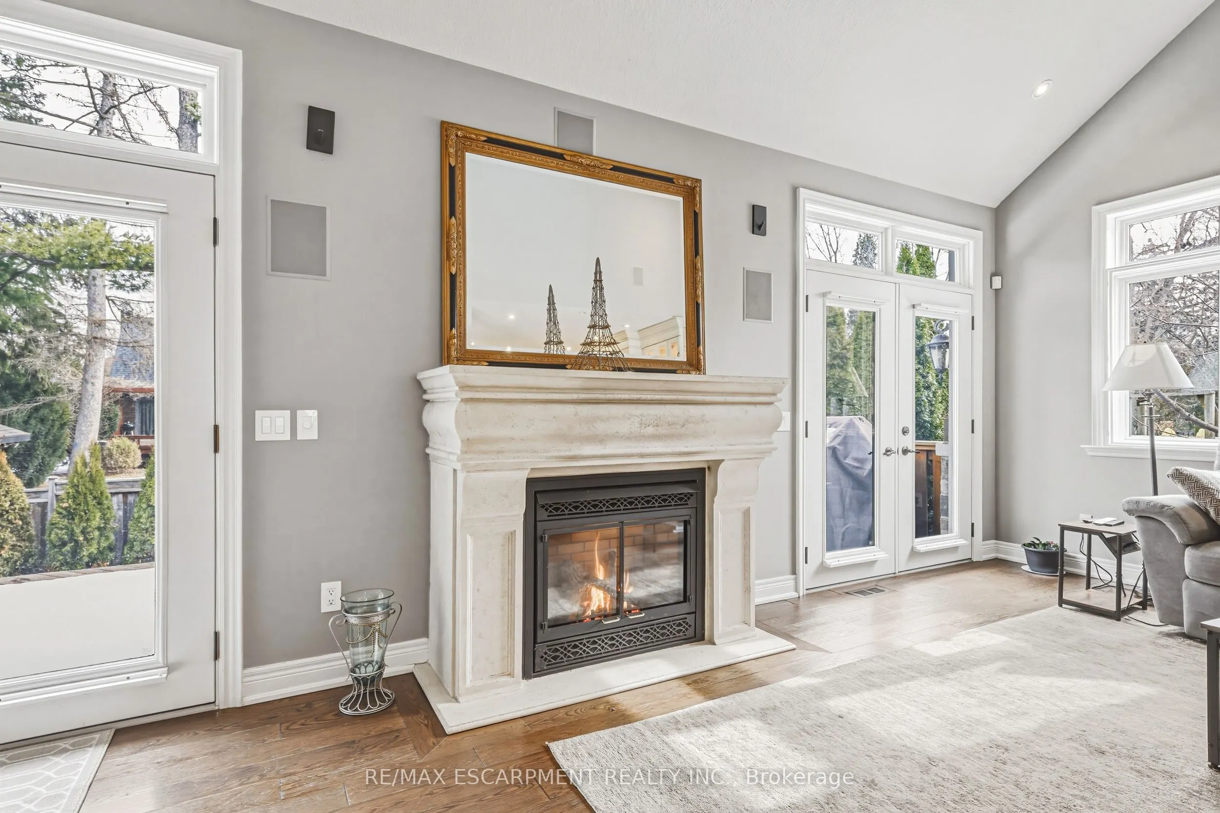 976 Shadeland Avenue #3