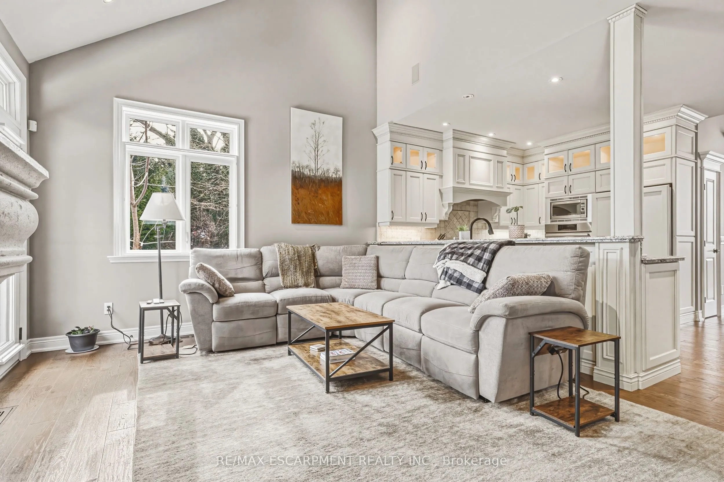 976 Shadeland Avenue #3