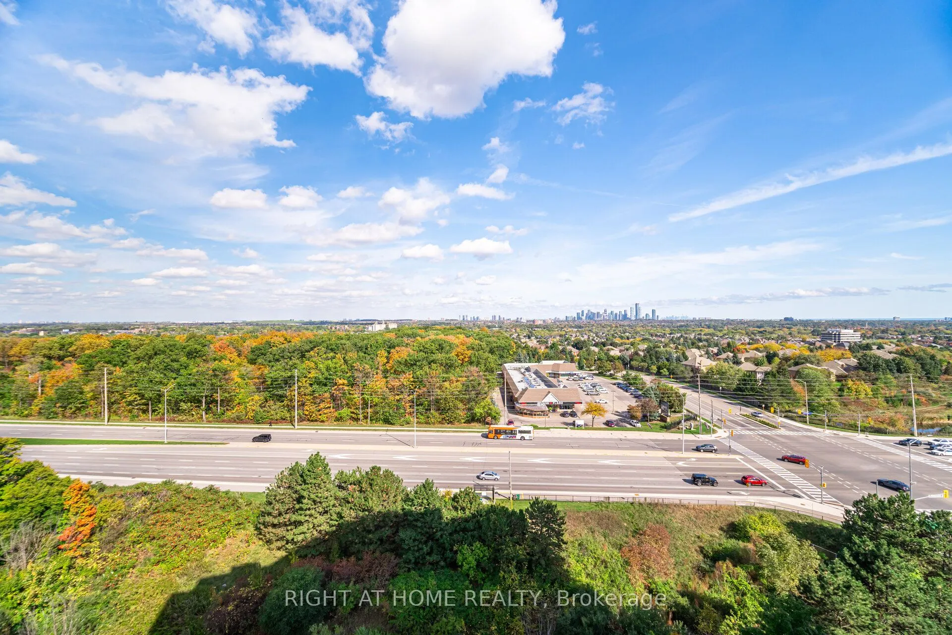 2545 Erin Centre Boulevard #1211