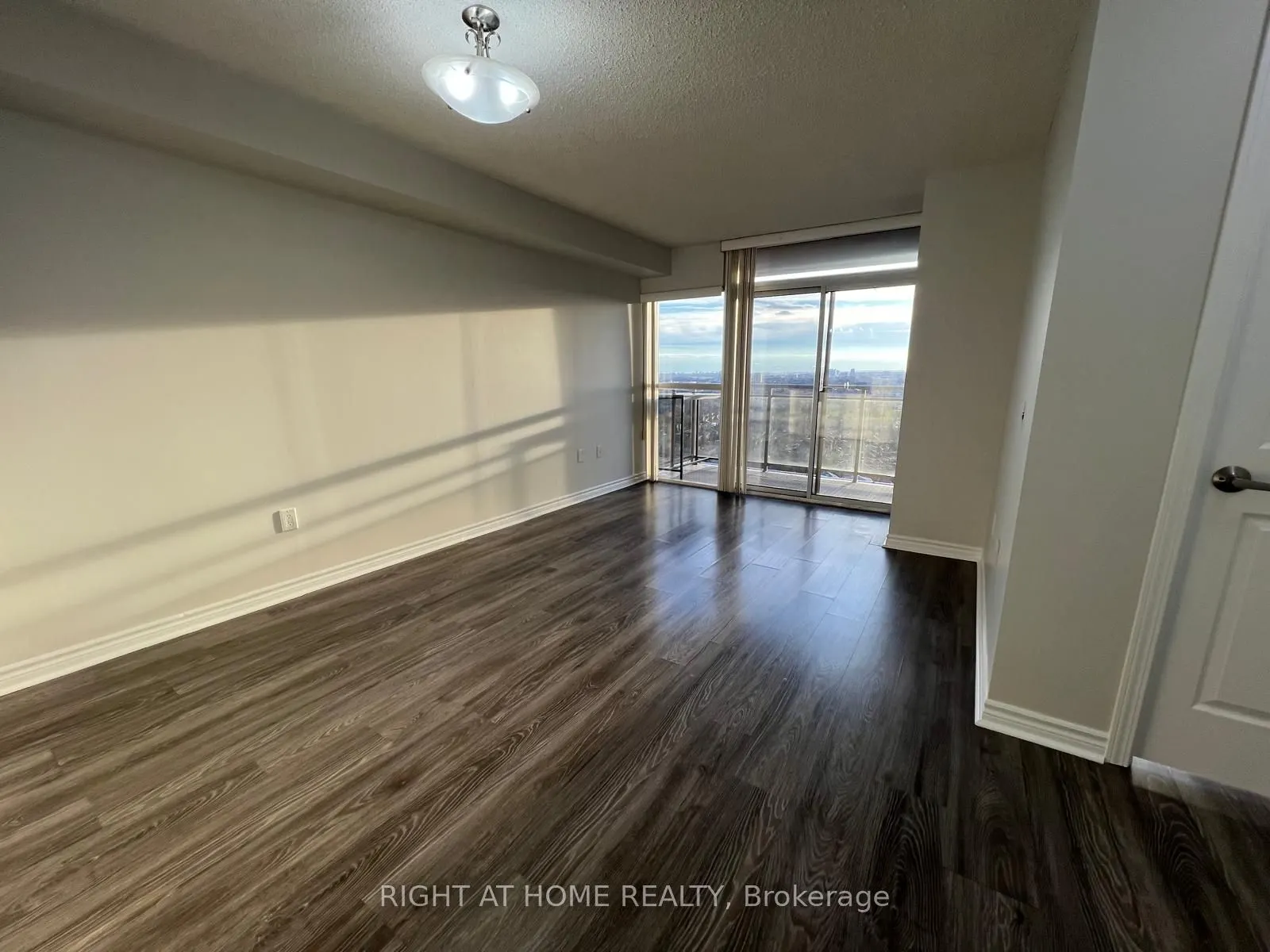 55 Strathaven Drive #1808