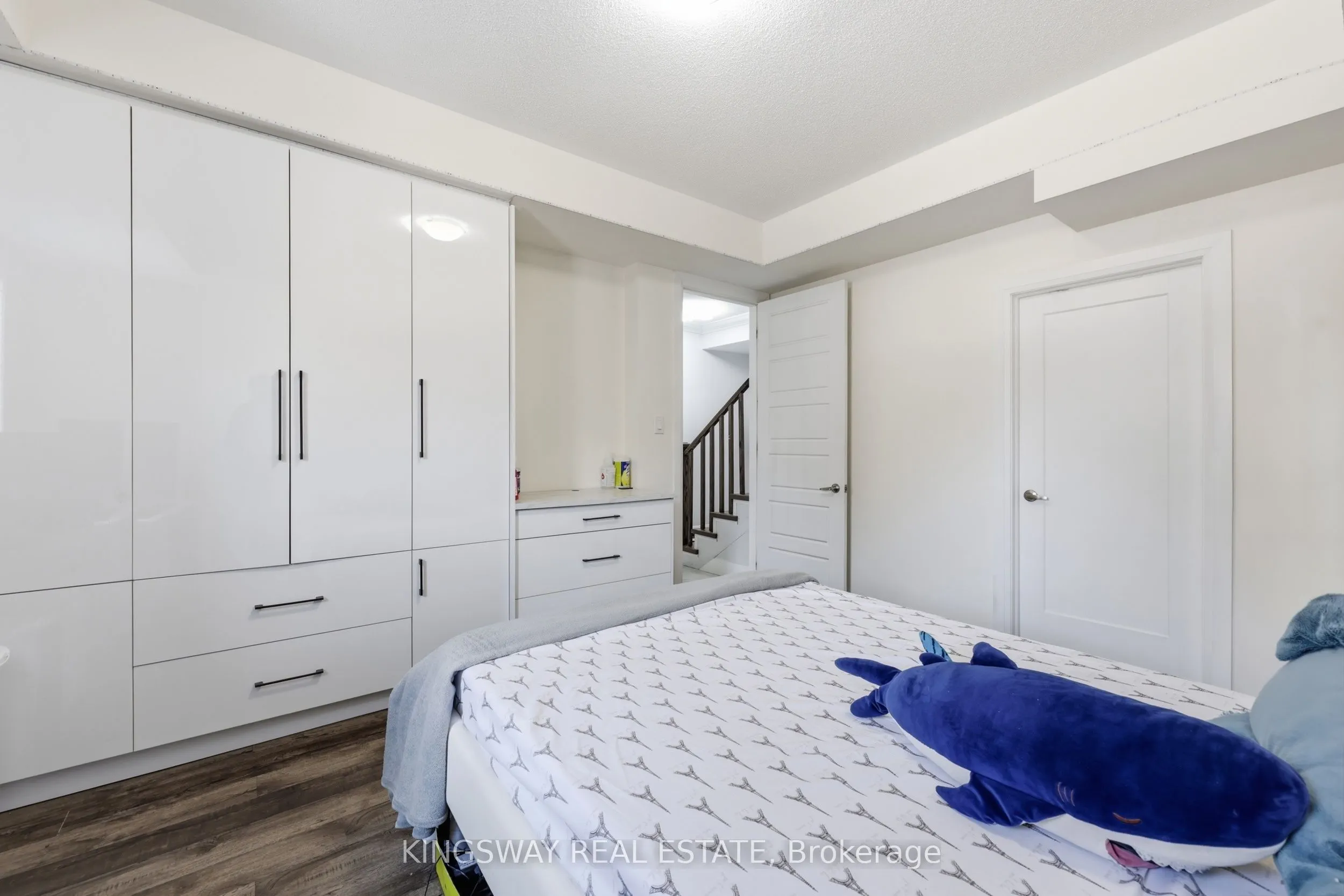 975 WHITLOCK Avenue #20