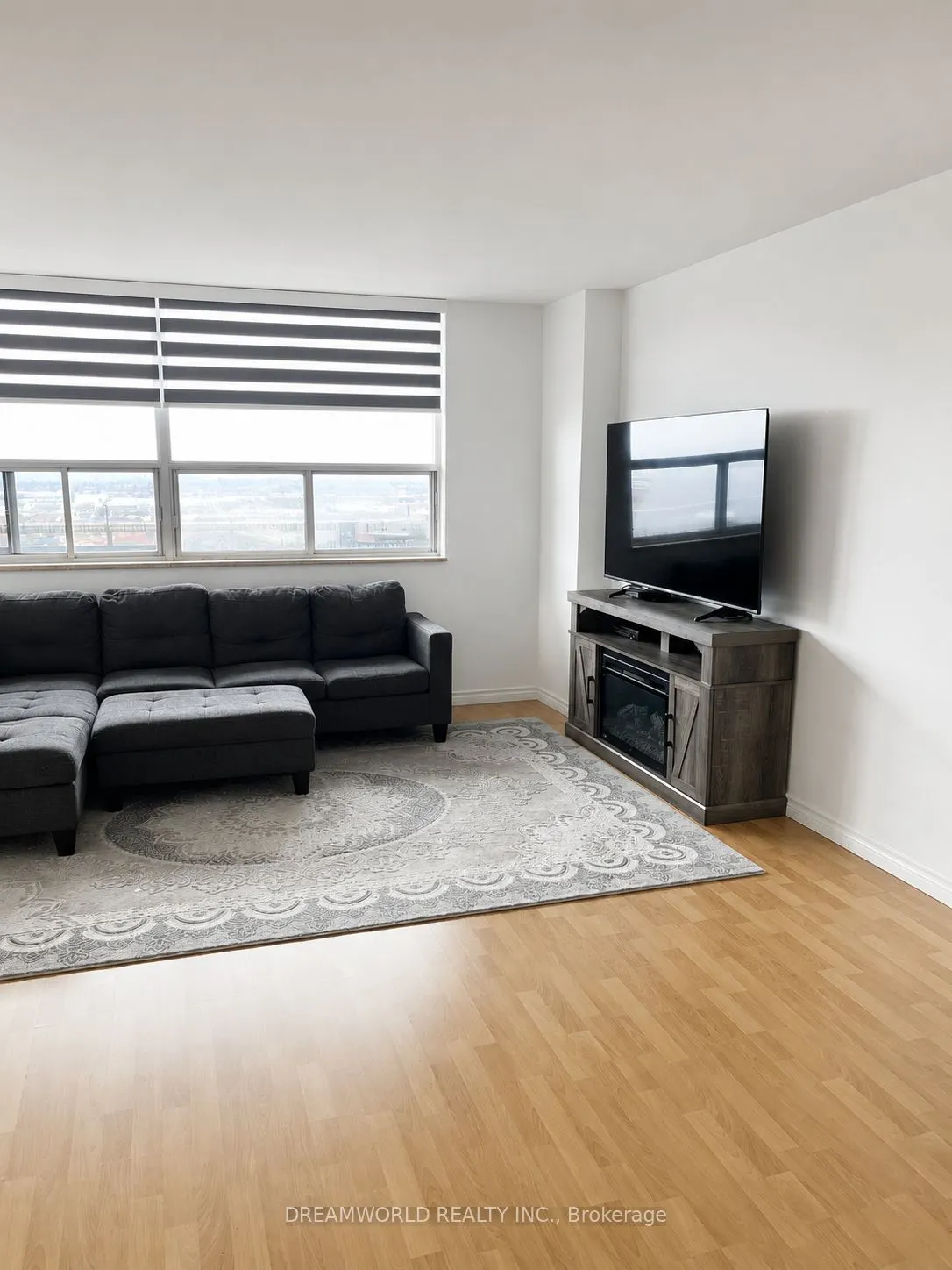 5 Frith Road #1004