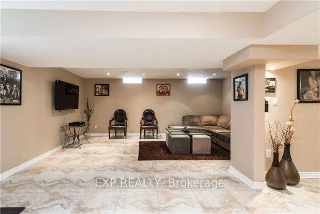 4 Trailview Lane #LOWER