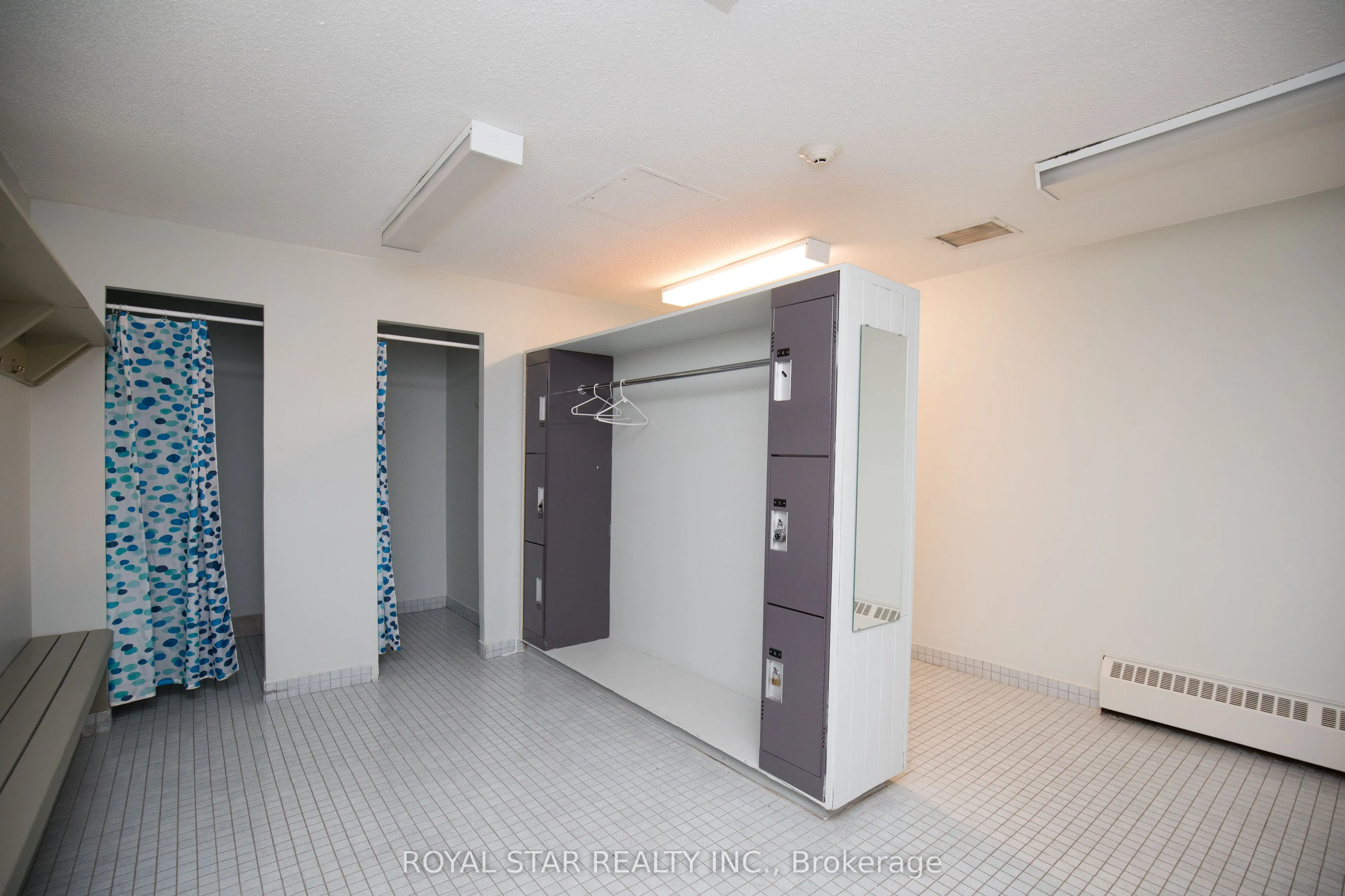 1535 Lakeshore Road E #1607