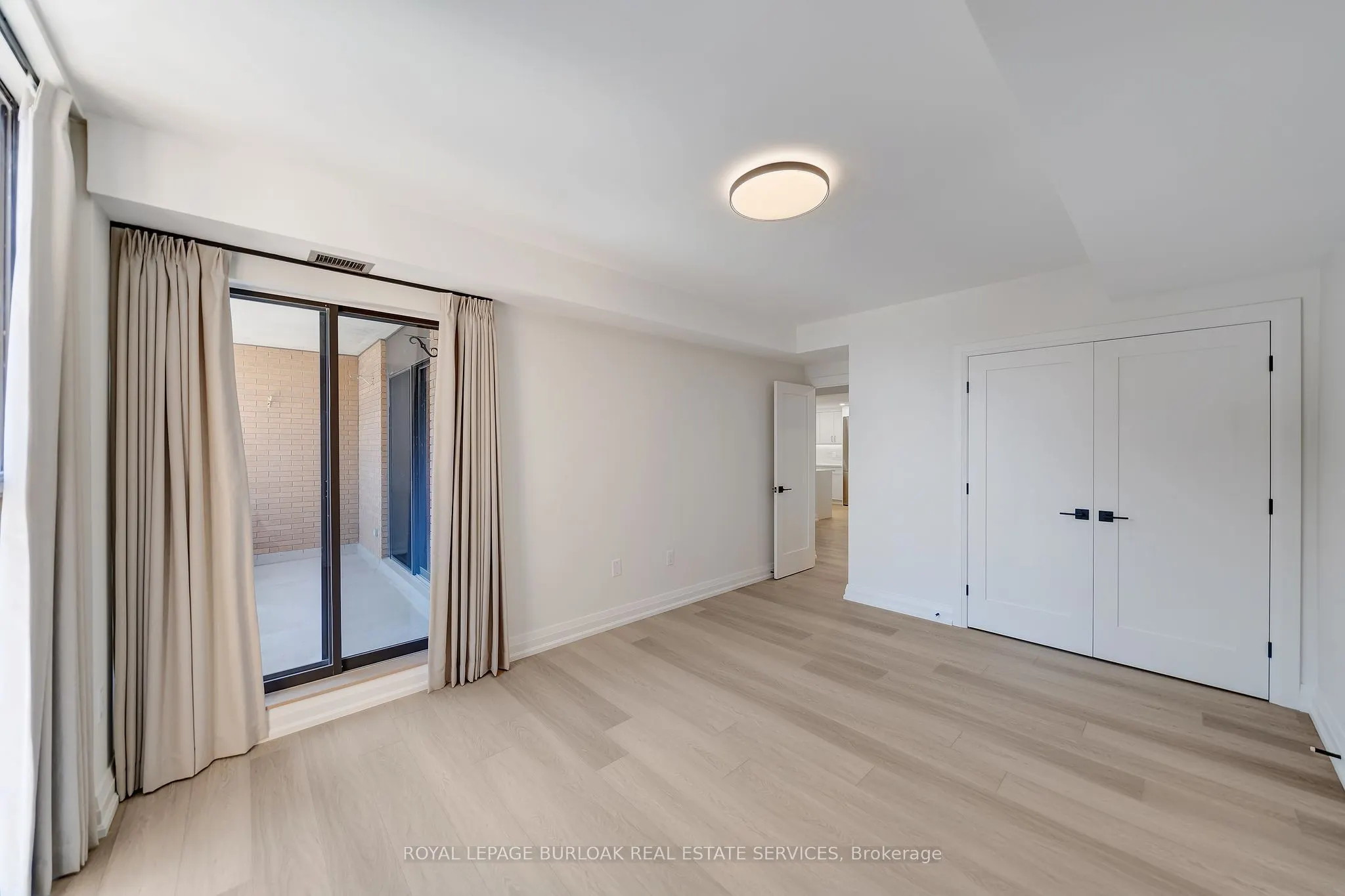 102 Bronte Road #303