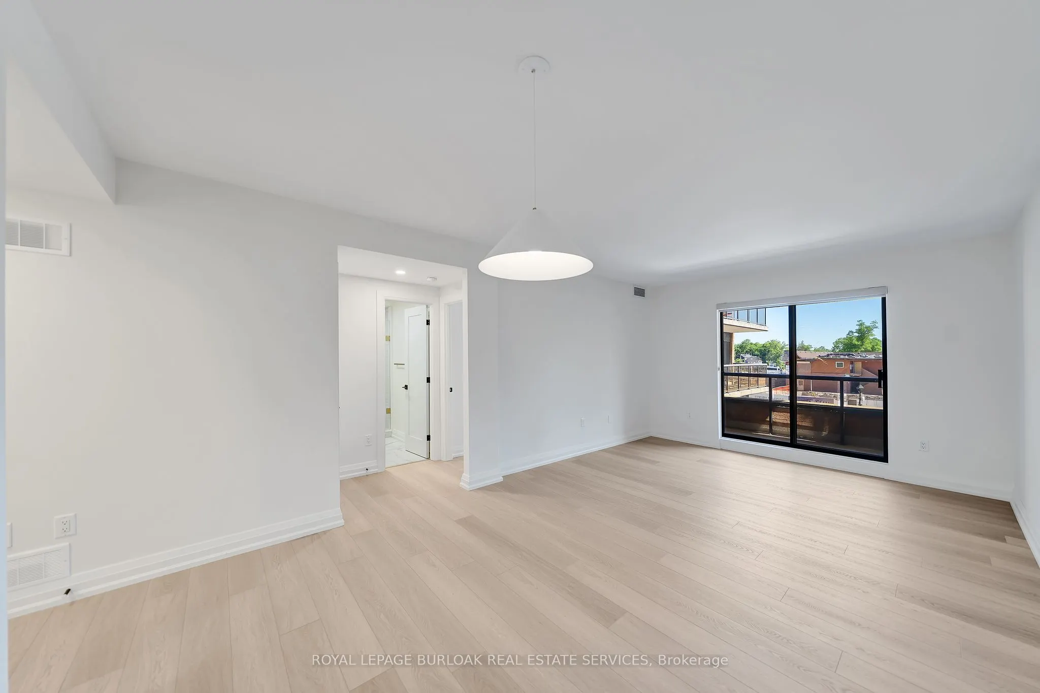 102 Bronte Road #303
