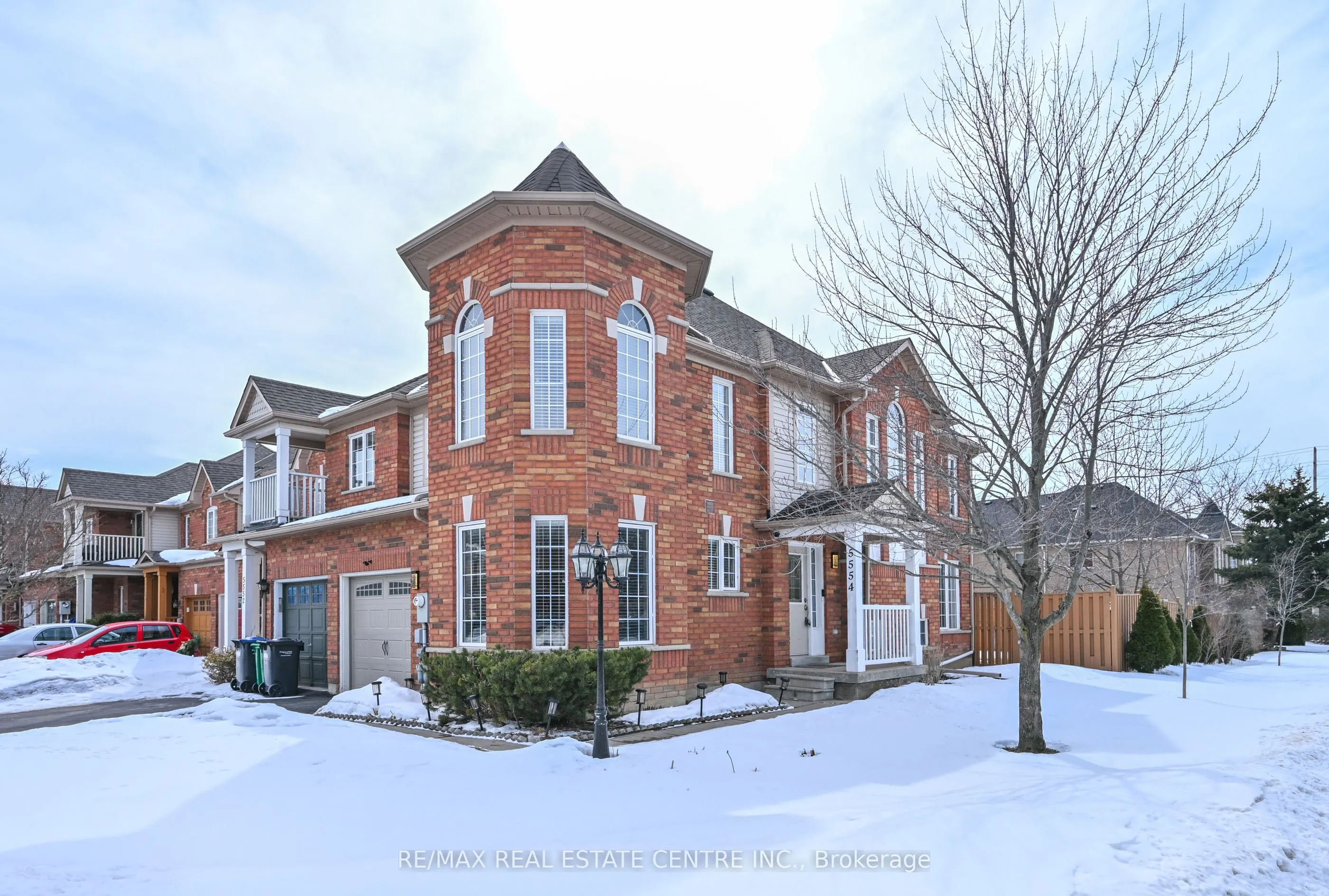 5554 Linwell Place