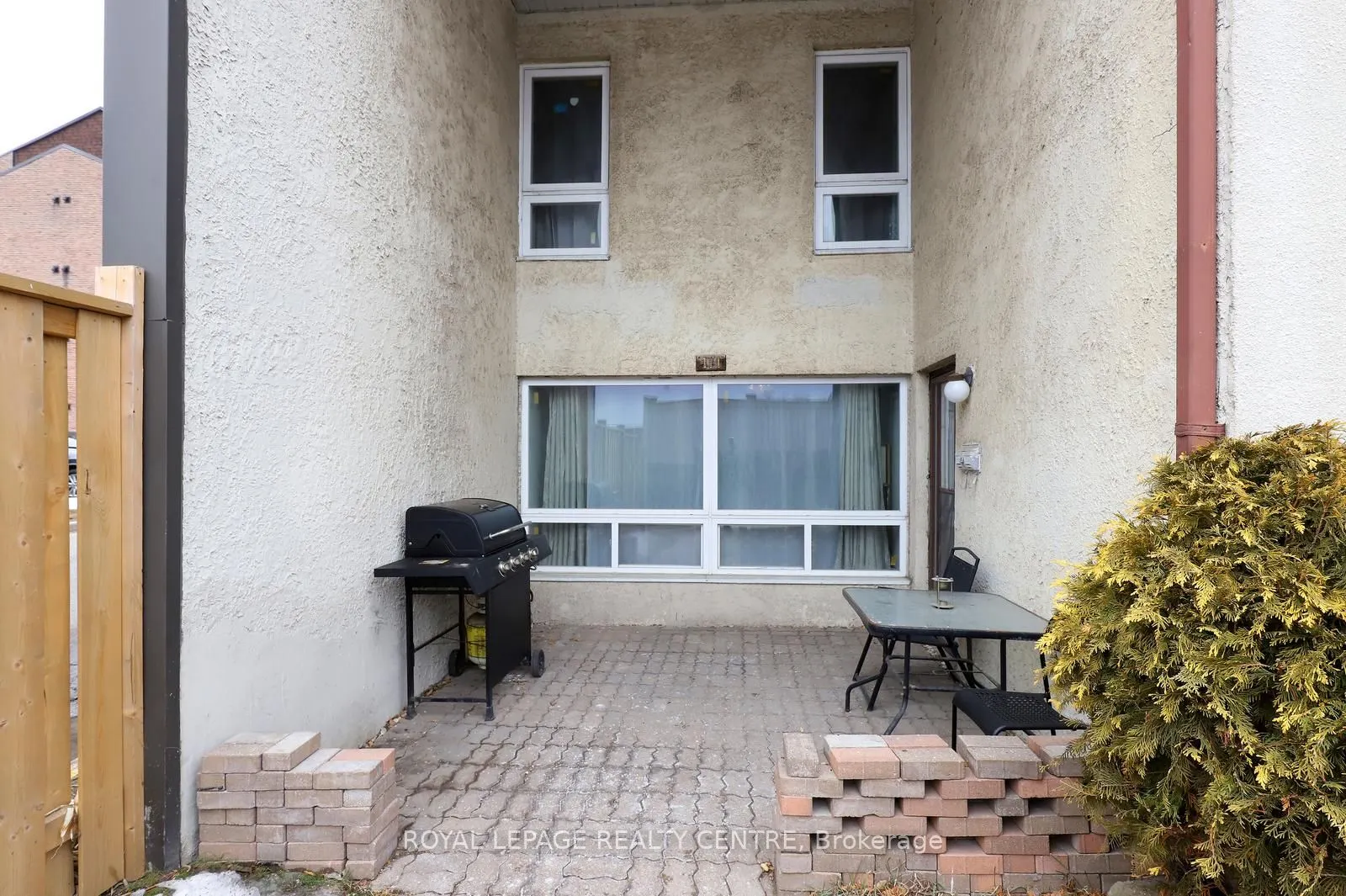 1055 Dundas Street E #171