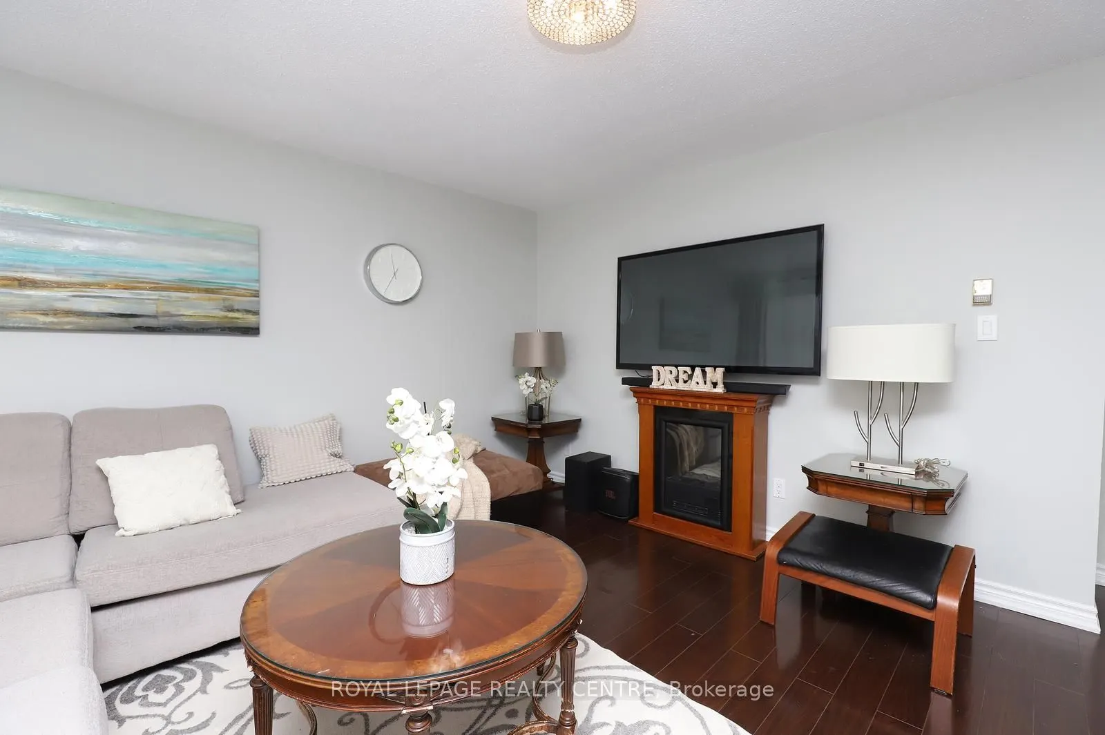 1055 Dundas Street E #171