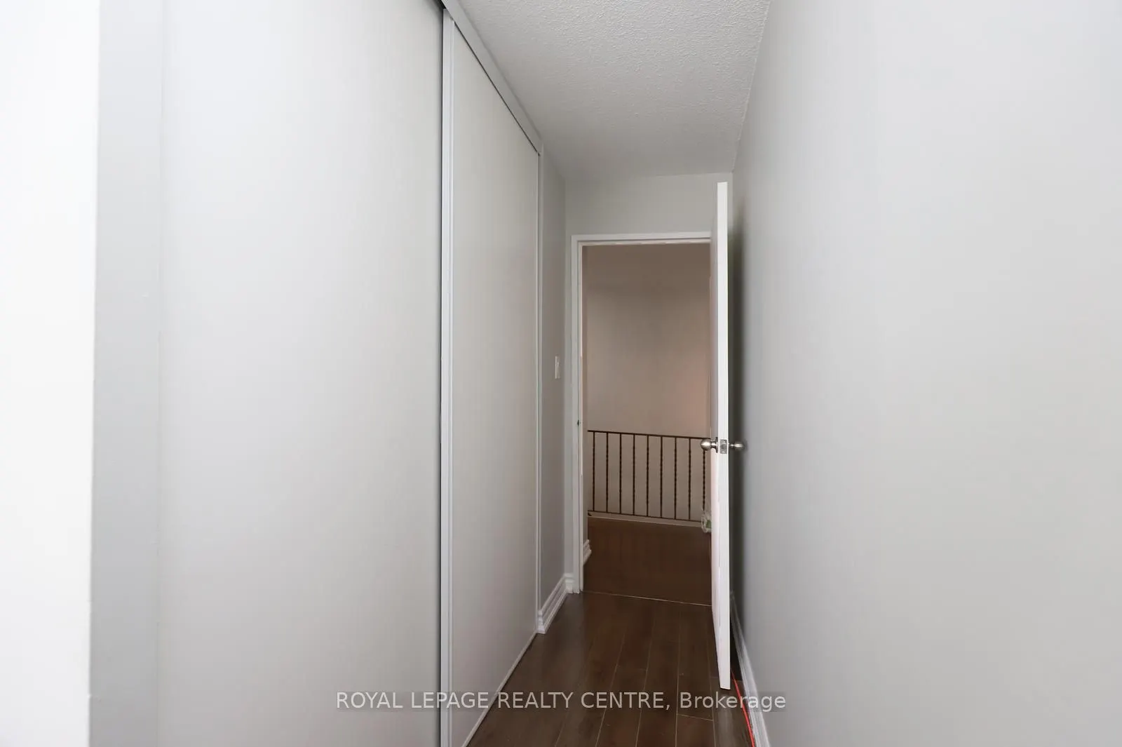 1055 Dundas Street E #171