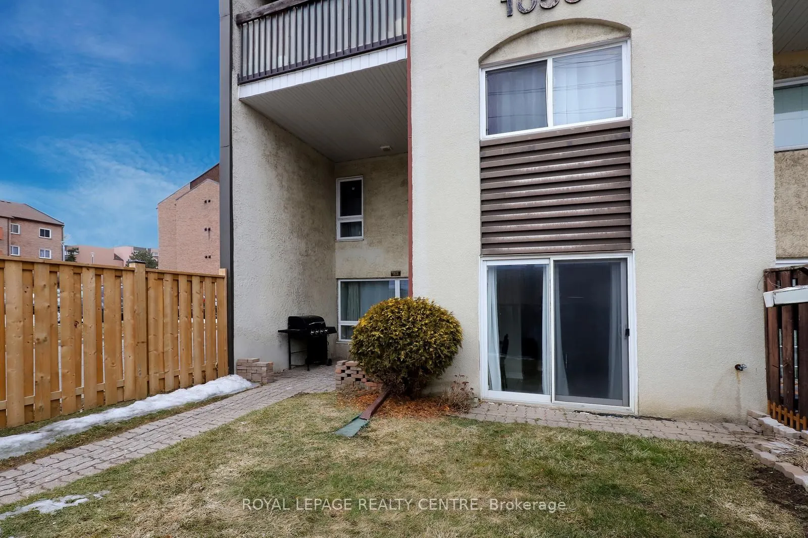 1055 Dundas Street E #171