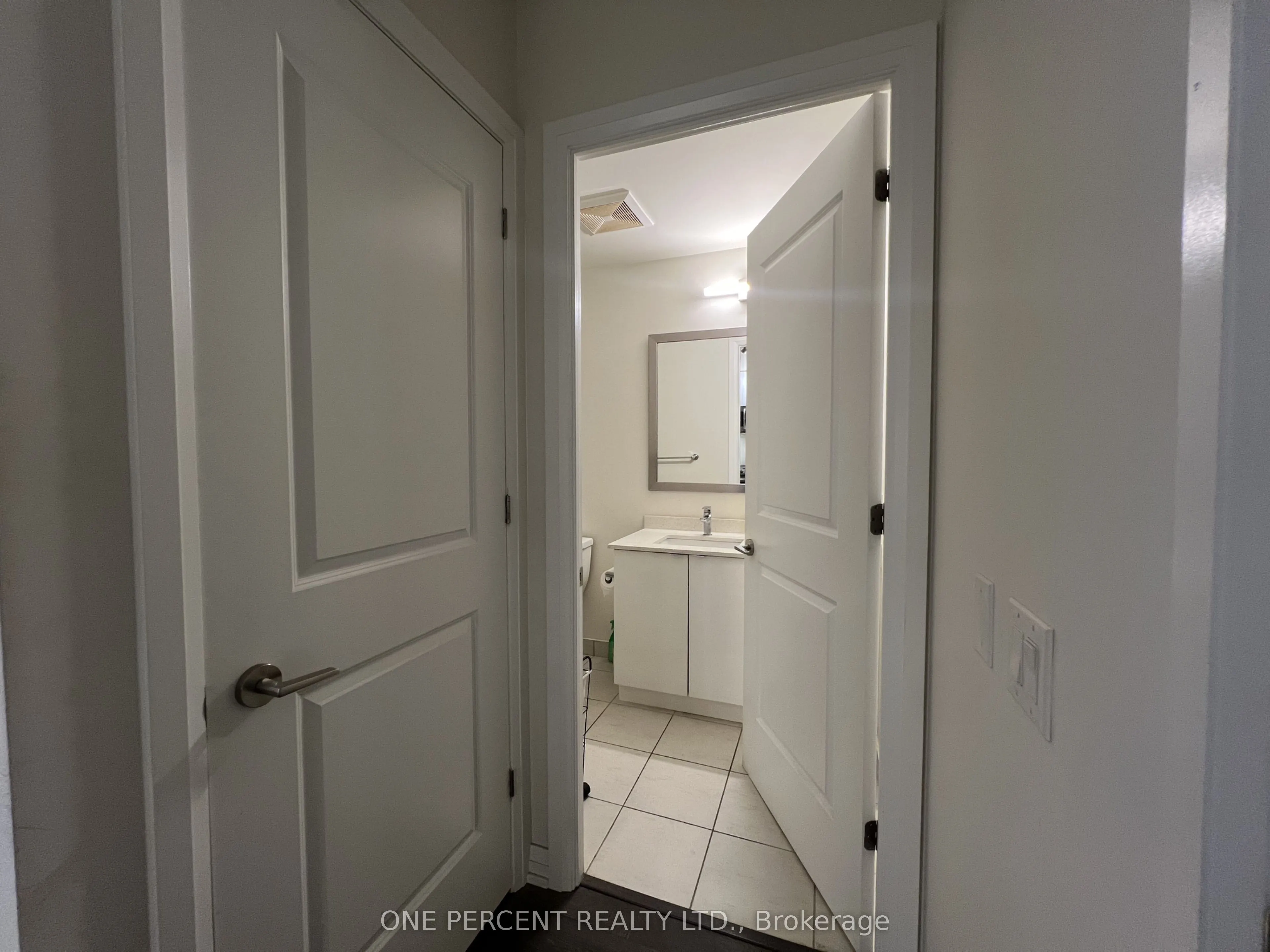 50 Thomas Riley Road #819